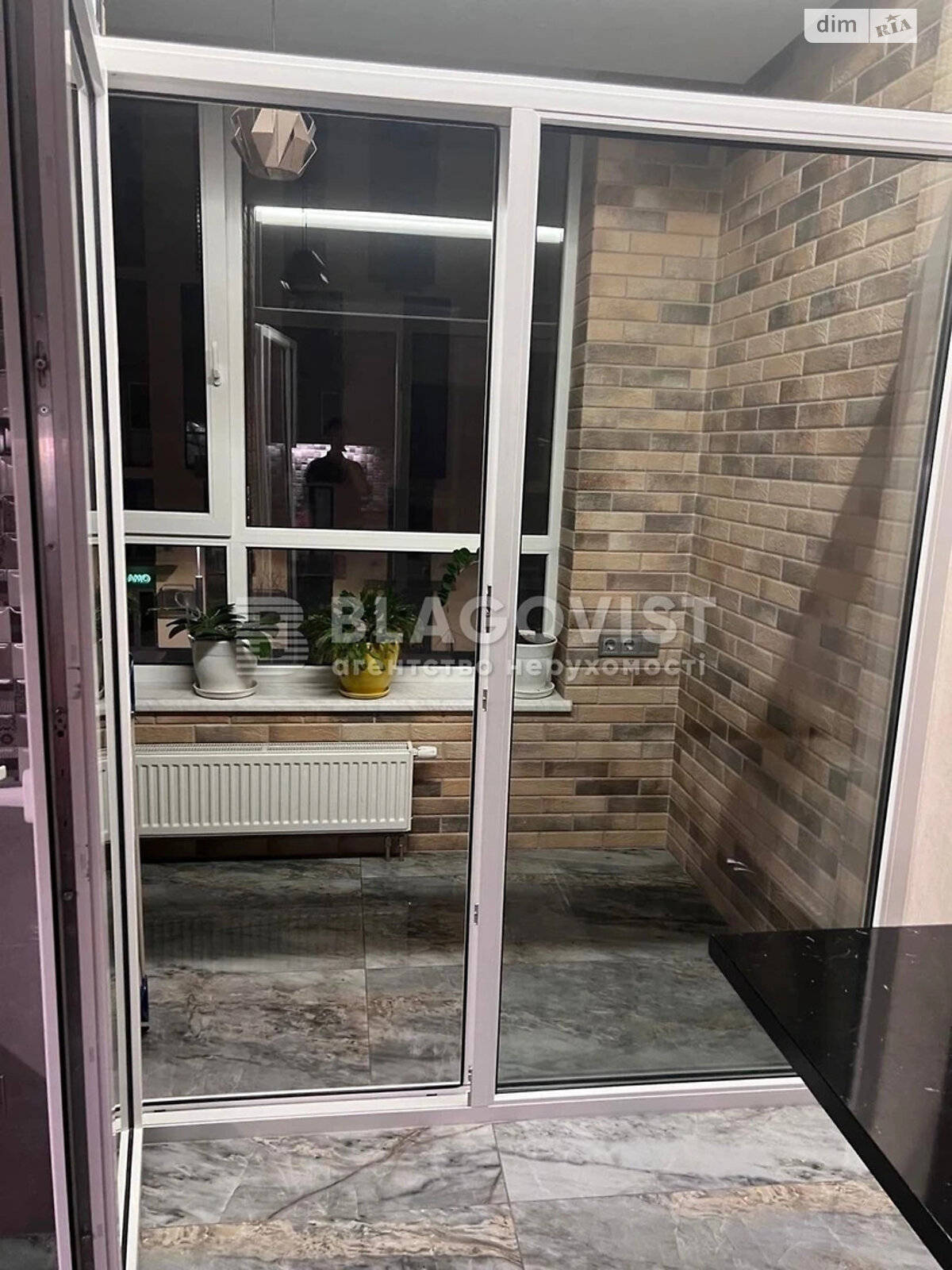 Продаж двокімнатної квартири в Києві, на вул. Богданівська 7Г, район Солом'янка фото 1