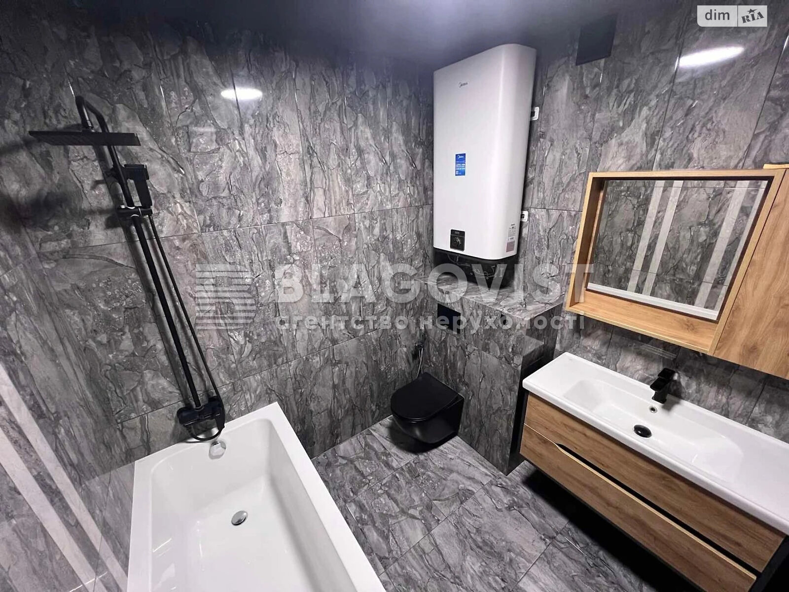 Продаж двокімнатної квартири в Києві, на вул. Богданівська 7Г, район Солом'янка фото 1