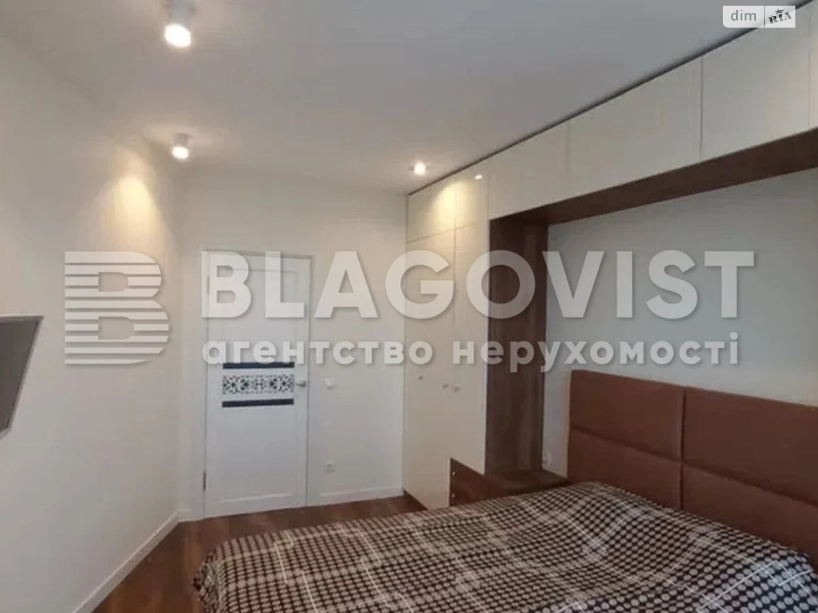 Продаж двокімнатної квартири в Києві, на вул. Богданівська 7В, район Солом'янка фото 1 Продаж двокімнатної квартири в Києві, на вул. Богданівська 7В, район Солом'янка фото 1