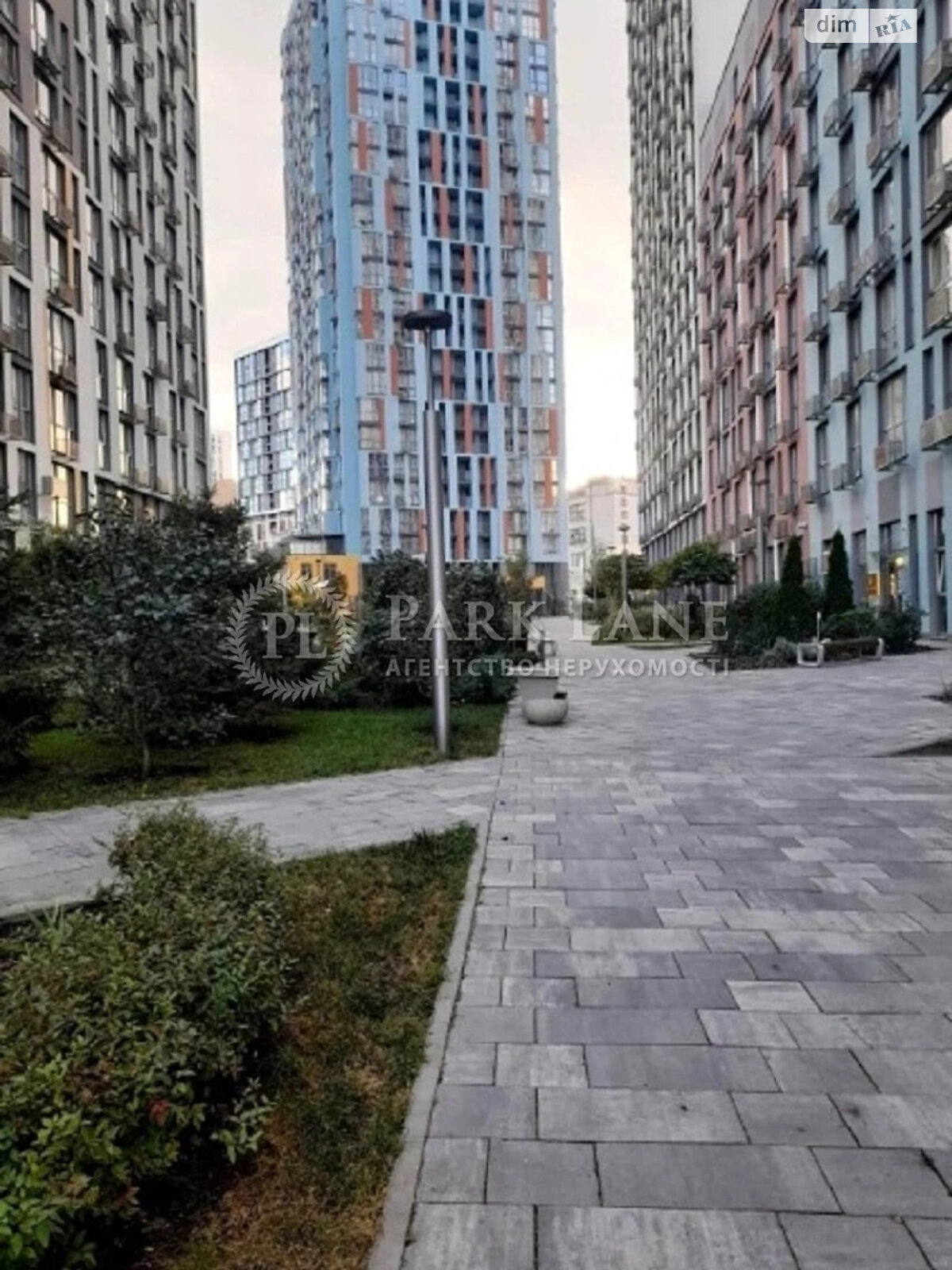 Продаж двокімнатної квартири в Києві, на вул. Богданівська 7В, район Солом'янка фото 1 Продаж двокімнатної квартири в Києві, на вул. Богданівська 7В, район Солом'янка фото 1