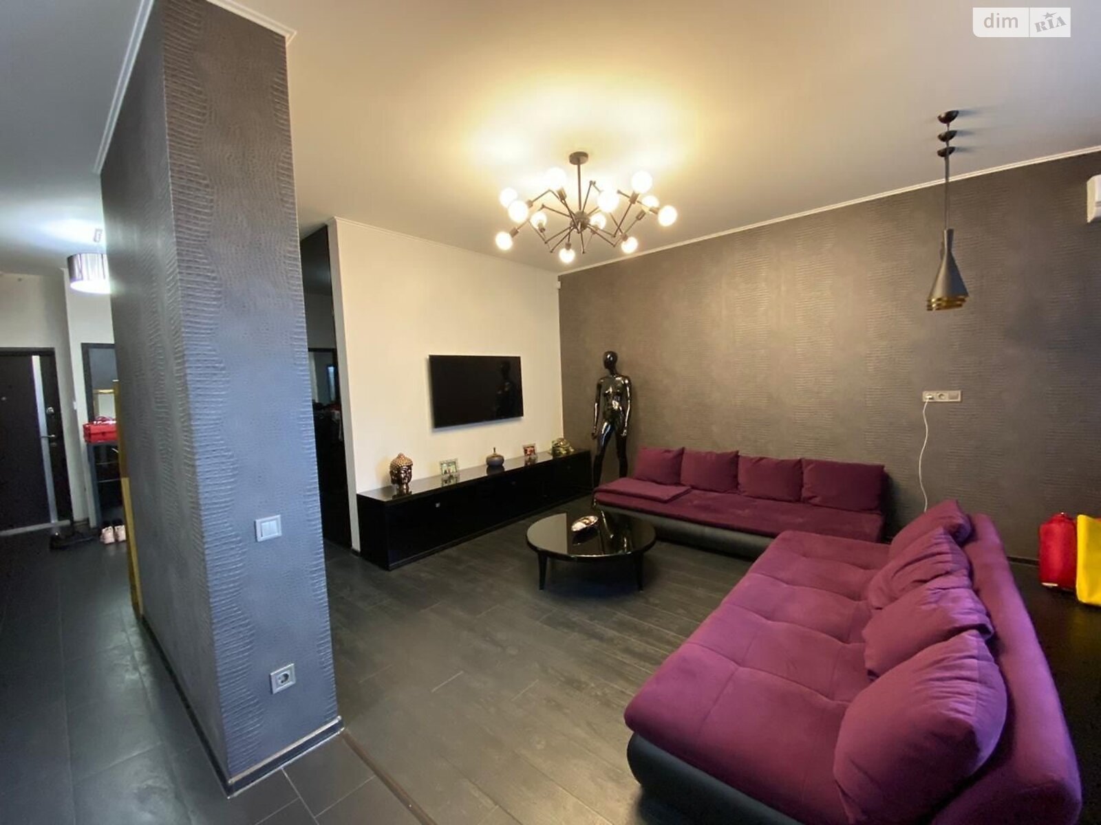 Продаж двокімнатної квартири в Києві, на вул. Генерала Шаповала 2А, район Солом'янка фото 1 Продаж двокімнатної квартири в Києві, на вул. Генерала Шаповала 2А, район Солом'янка фото 1