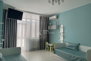 Продажа трехкомнатной квартиры в Киеве, на ул. Генерала Шаповала 2, район Соломянка фото 2