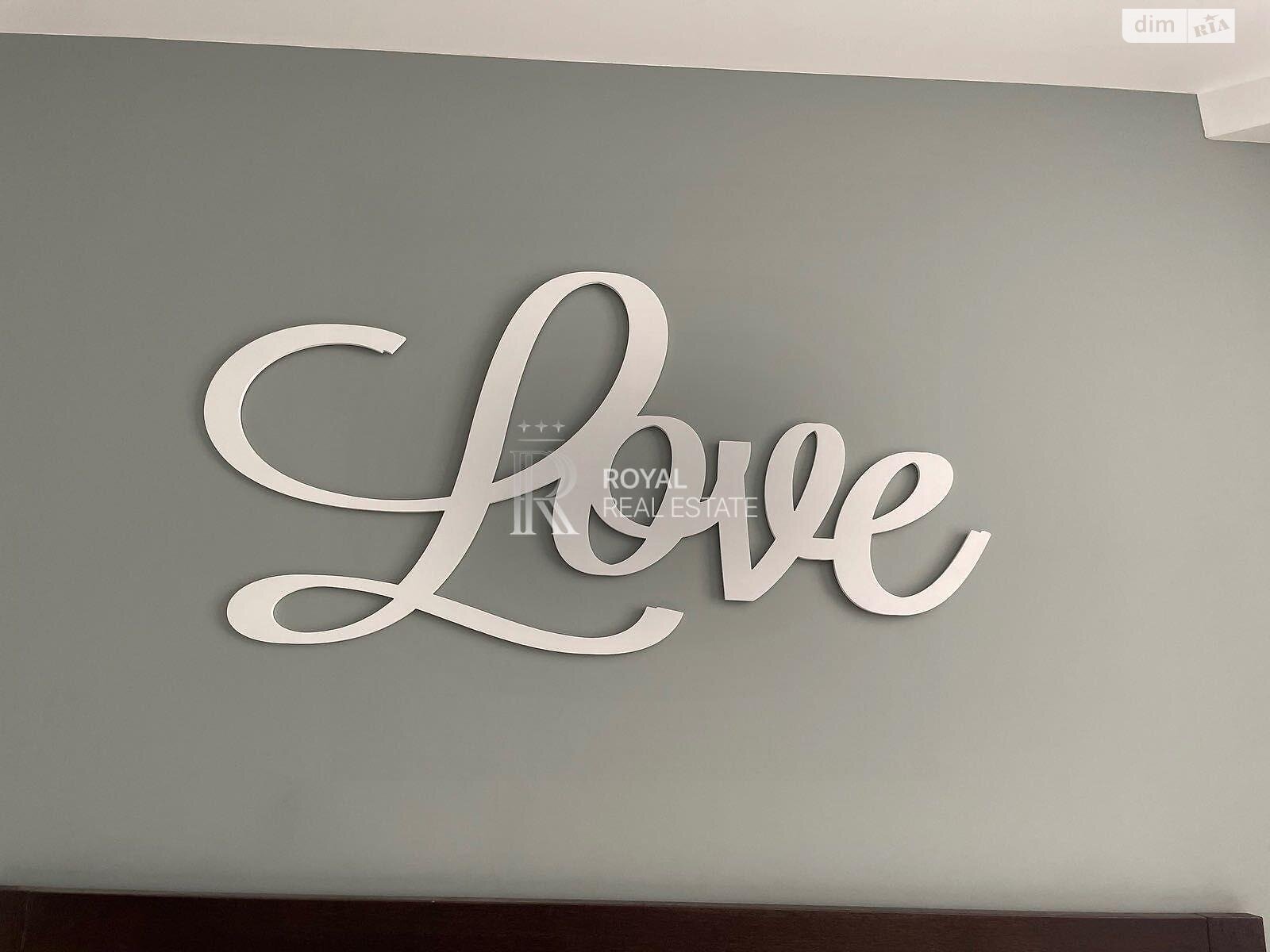 Продажа трехкомнатной квартиры в Киеве, на ул. Генерала Шаповала 2, район Соломянка фото 1