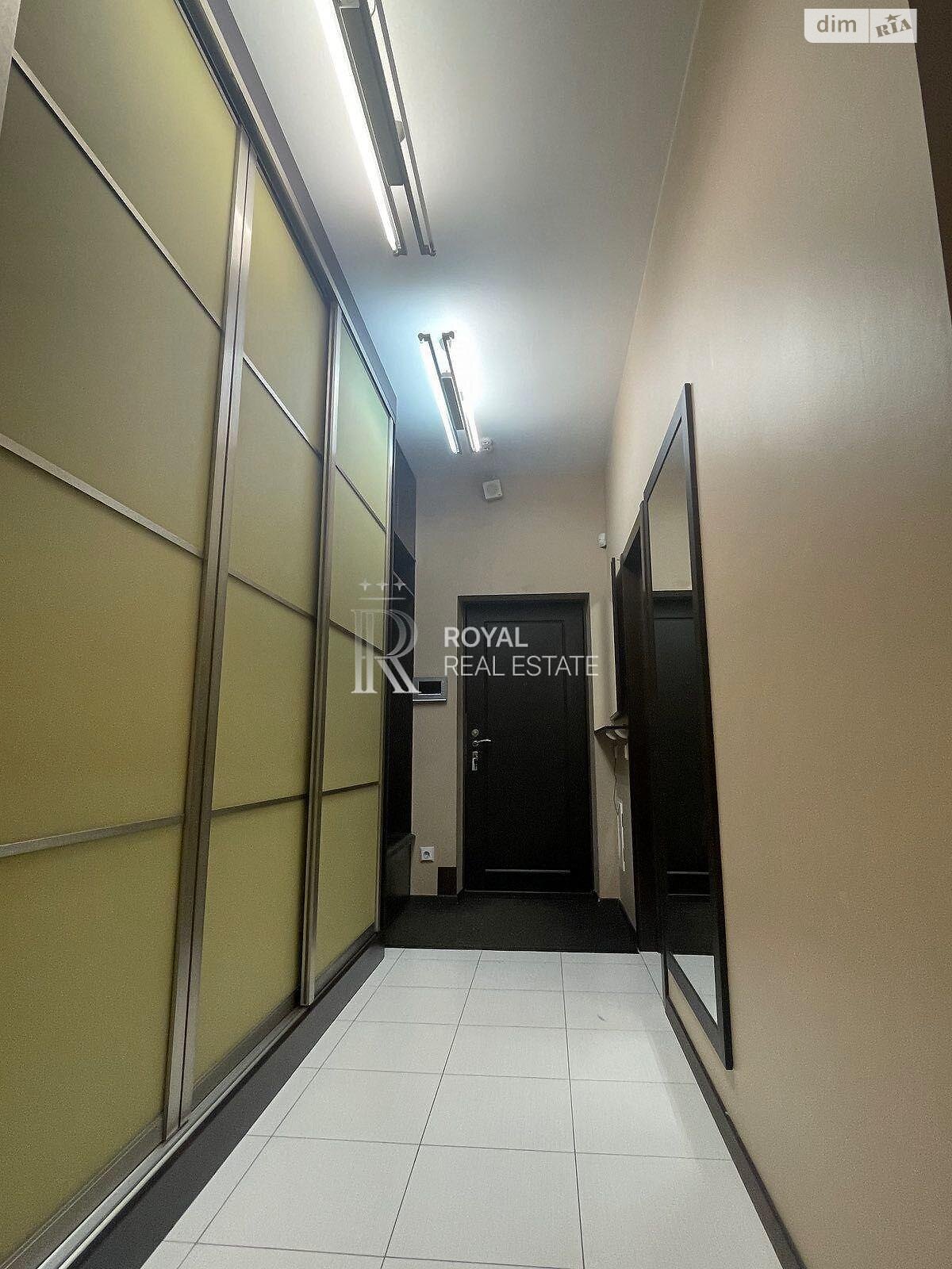 Продажа трехкомнатной квартиры в Киеве, на ул. Генерала Шаповала 2, район Соломянка фото 1