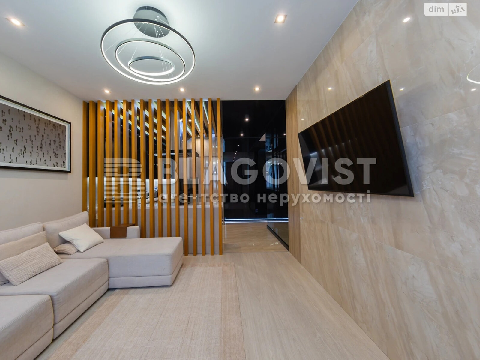 Продажа трехкомнатной квартиры в Киеве, на ул. Генерала Шаповала 2, район Соломянка фото 1