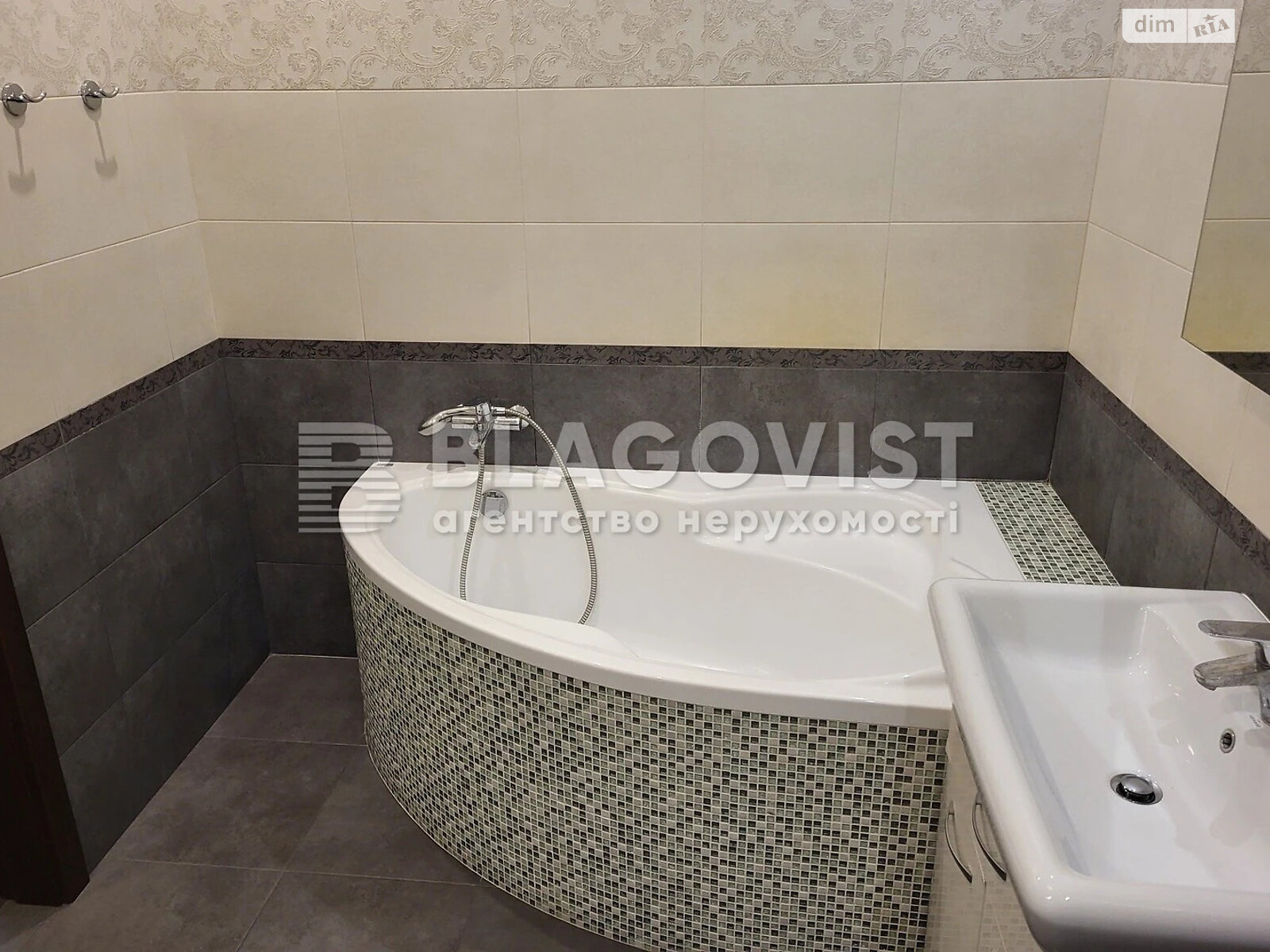 Продажа двухкомнатной квартиры в Киеве, на ул. Генерала Шаповала 2А, район Соломянка фото 1