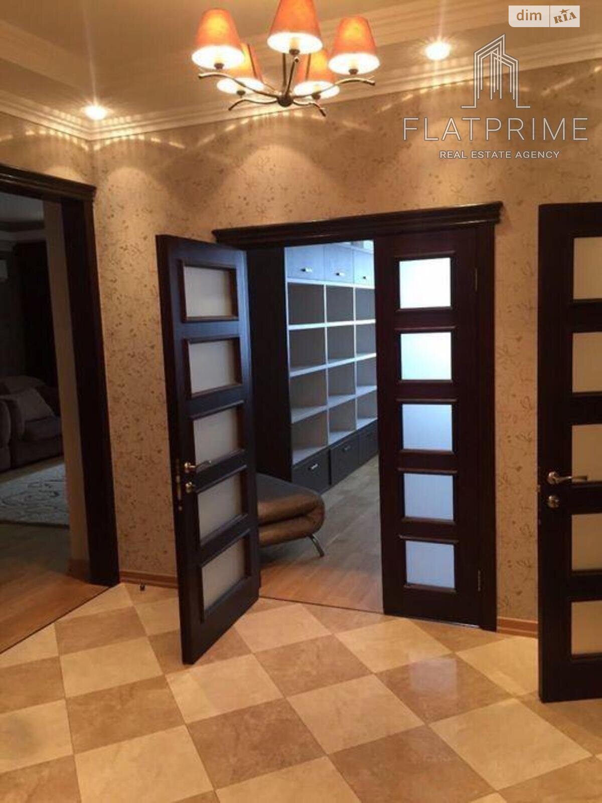 Продажа трехкомнатной квартиры в Киеве, на ул. Генерала Шаповала 2, район Соломянка фото 1