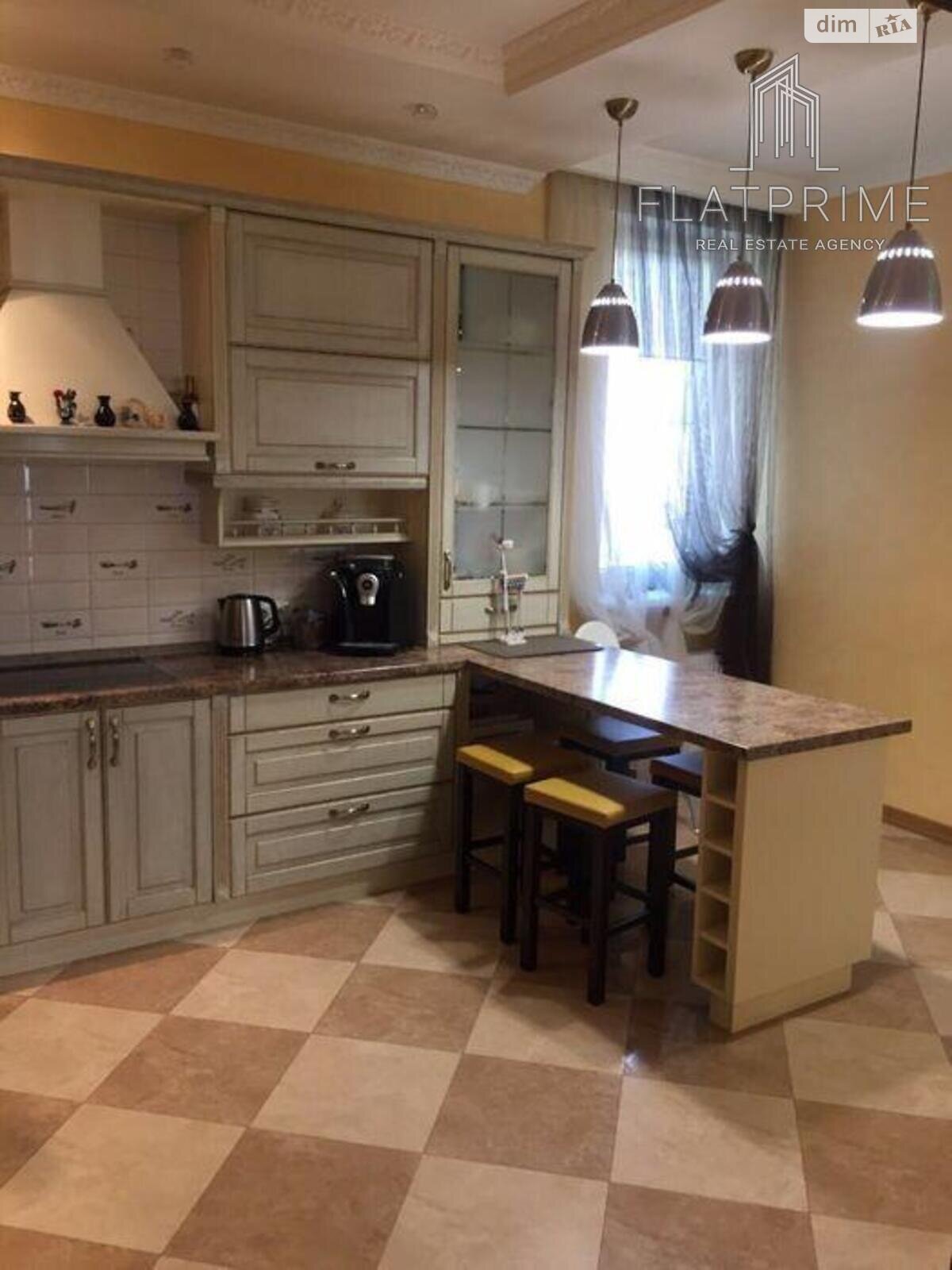 Продажа трехкомнатной квартиры в Киеве, на ул. Генерала Шаповала 2, район Соломянка фото 1