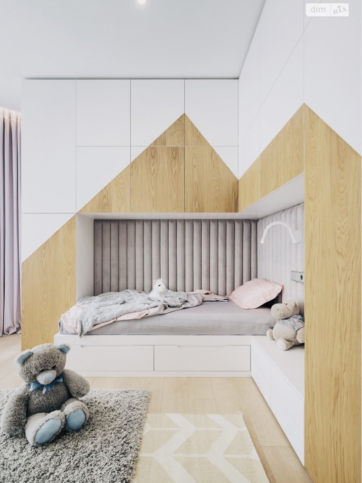 Продажа двухкомнатной квартиры в Киеве, на ул. Генерала Шаповала 2, район Соломянка фото 1