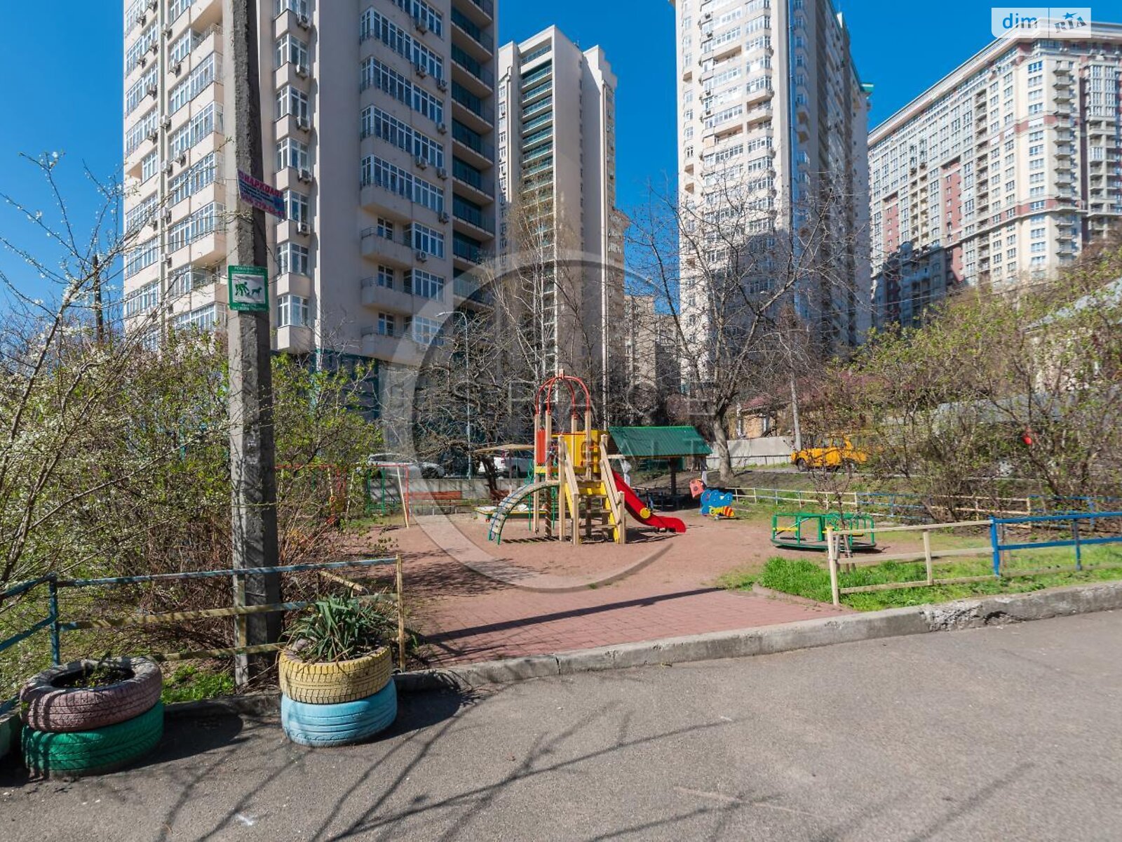 Продажа двухкомнатной квартиры в Киеве, на ул. Кавказская 12, район Соломянка фото 1 Продажа двухкомнатной квартиры в Киеве, на ул. Кавказская 12, район Соломянка фото 1