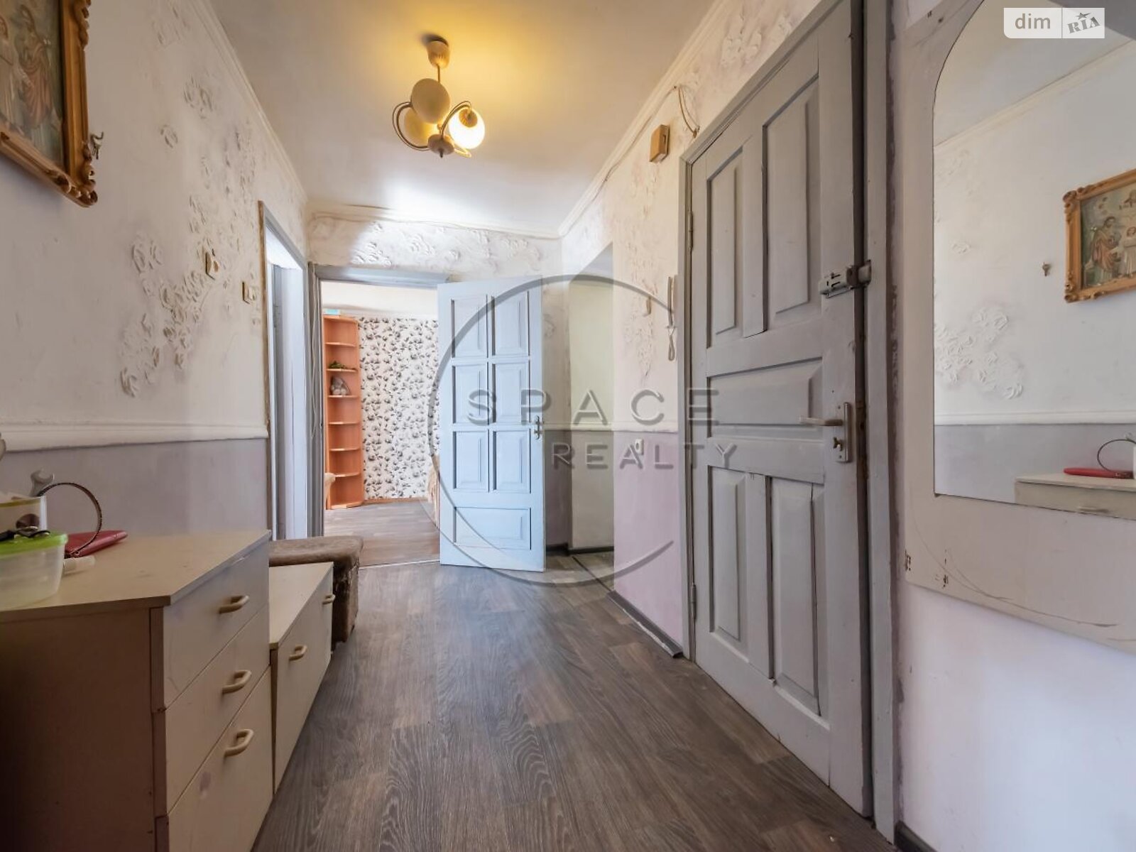 Продажа двухкомнатной квартиры в Киеве, на ул. Кавказская 12, район Соломянка фото 1 Продажа двухкомнатной квартиры в Киеве, на ул. Кавказская 12, район Соломянка фото 1