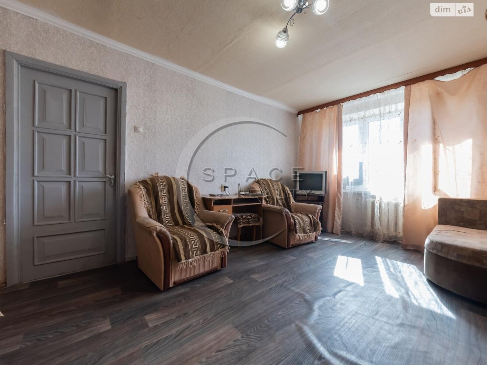 Продажа двухкомнатной квартиры в Киеве, на ул. Кавказская 12, район Соломянка фото 1 Продажа двухкомнатной квартиры в Киеве, на ул. Кавказская 12, район Соломянка фото 1