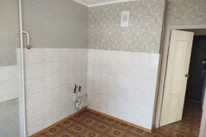 Продажа трехкомнатной квартиры в Киеве, на ул. Митрополита Василия Липковского 5, район Соломянка фото 2