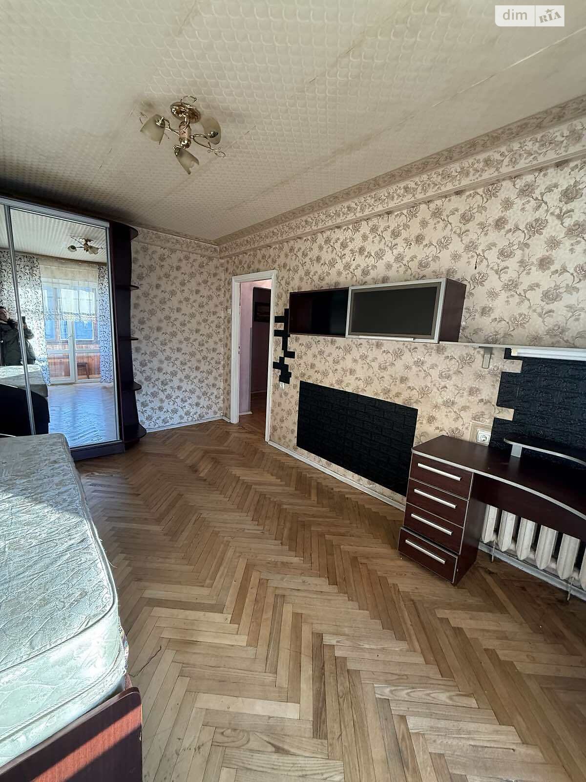 Продаж трикімнатної квартири в Києві, на вул. Митрополита Василя Липківського 13, район Солом'янка фото 1 Продаж трикімнатної квартири в Києві, на вул. Митрополита Василя Липківського 13, район Солом'янка фото 1