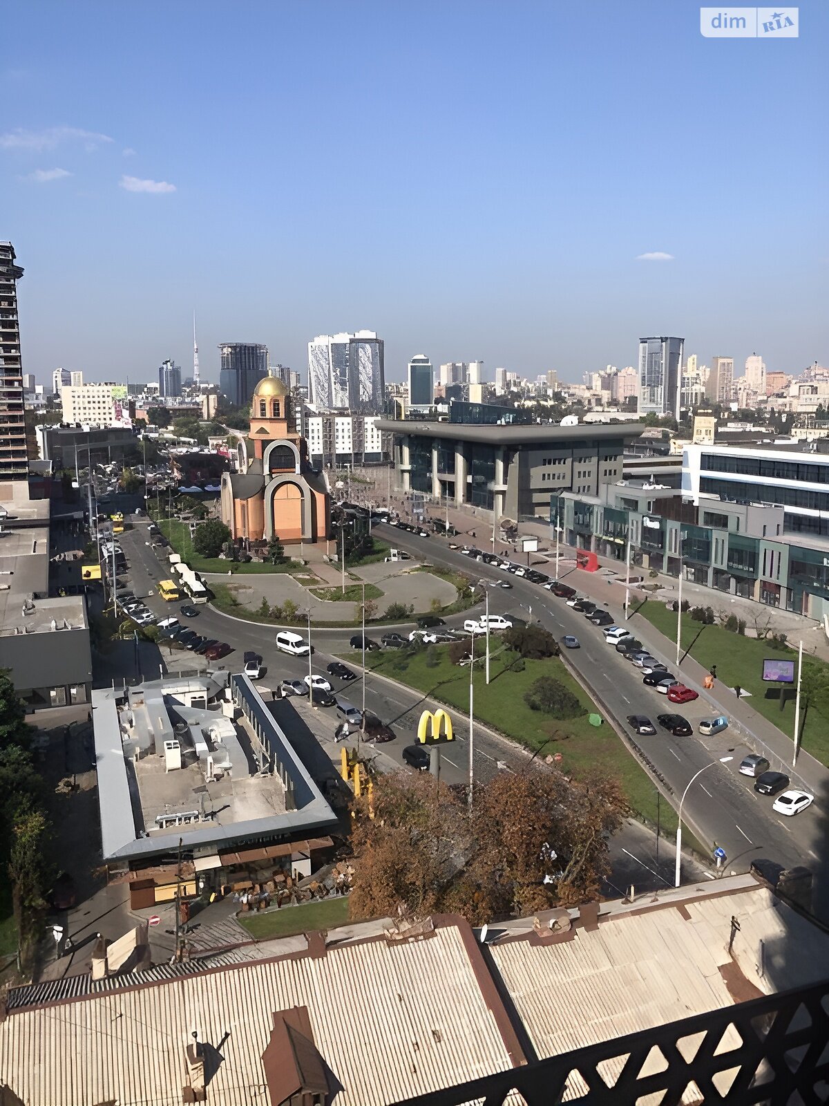 Продажа трехкомнатной квартиры в Киеве, на ул. Митрополита Василия Липковского, район Соломянка фото 1 Продажа трехкомнатной квартиры в Киеве, на ул. Митрополита Василия Липковского, район Соломянка фото 1