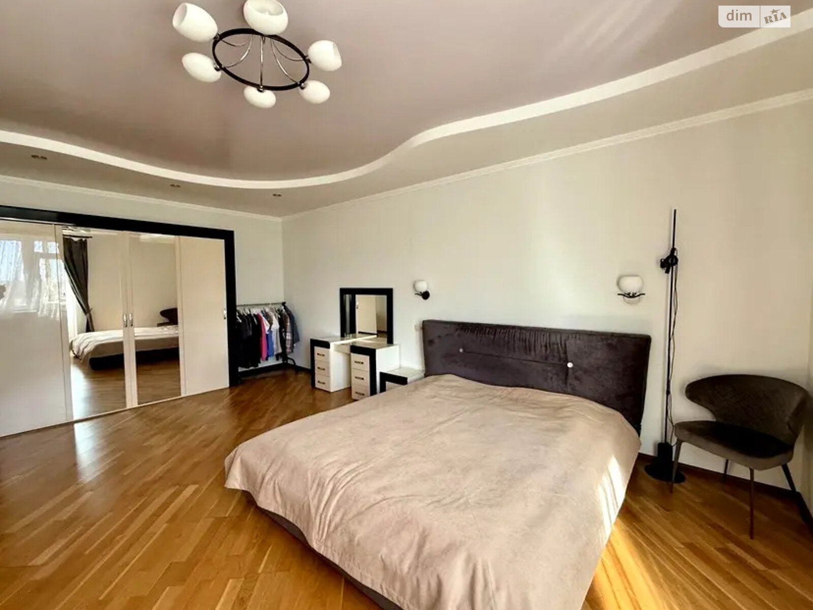 Продажа двухкомнатной квартиры в Киеве, на ул. Митрополита Василия Липковского 18, район Соломянка фото 1 Продажа двухкомнатной квартиры в Киеве, на ул. Митрополита Василия Липковского 18, район Соломянка фото 1