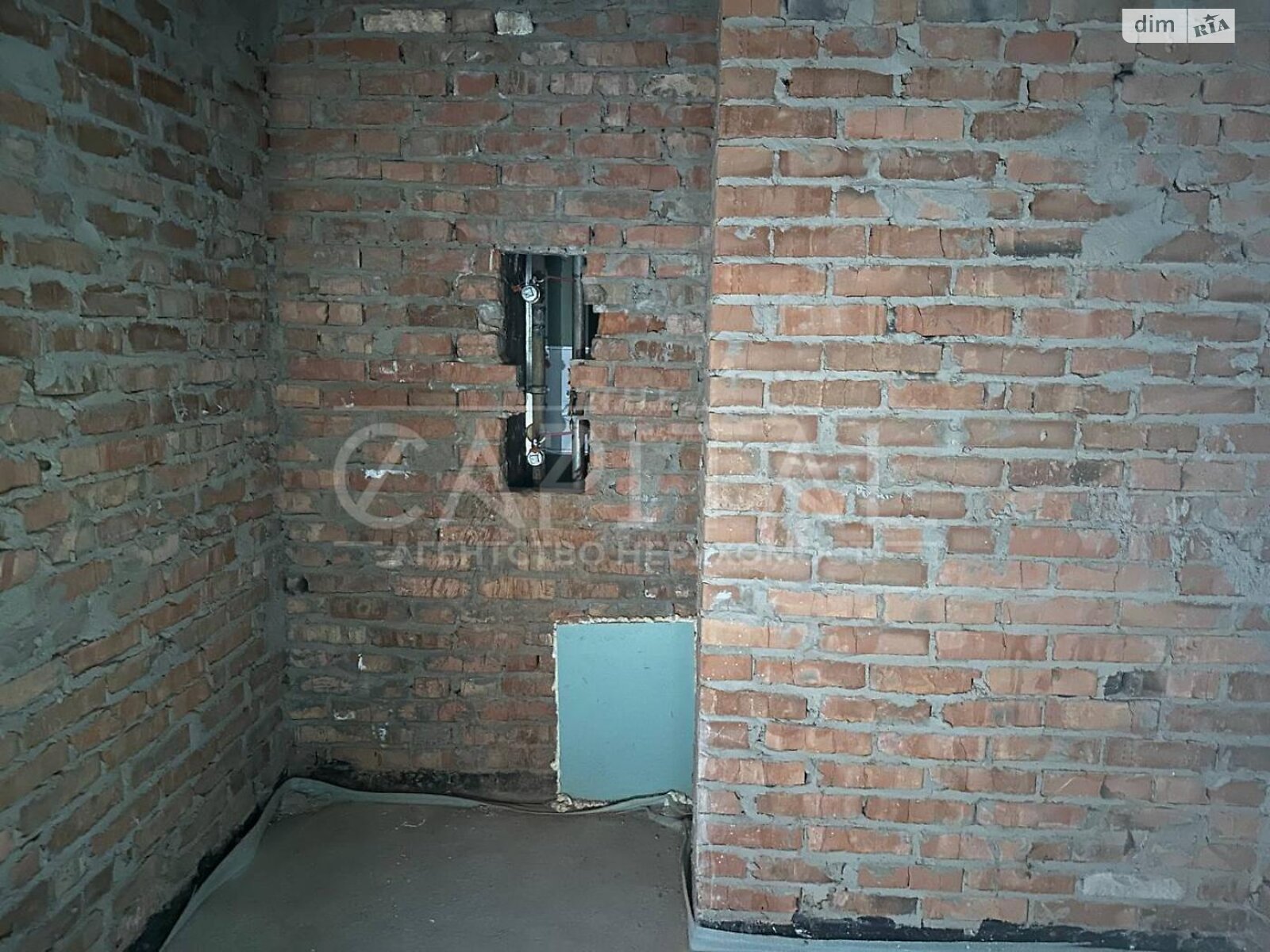 Продажа четырехкомнатной квартиры в Киеве, на ул. Мокрая 16, район Соломянка фото 1 Продажа четырехкомнатной квартиры в Киеве, на ул. Мокрая 16, район Соломянка фото 1
