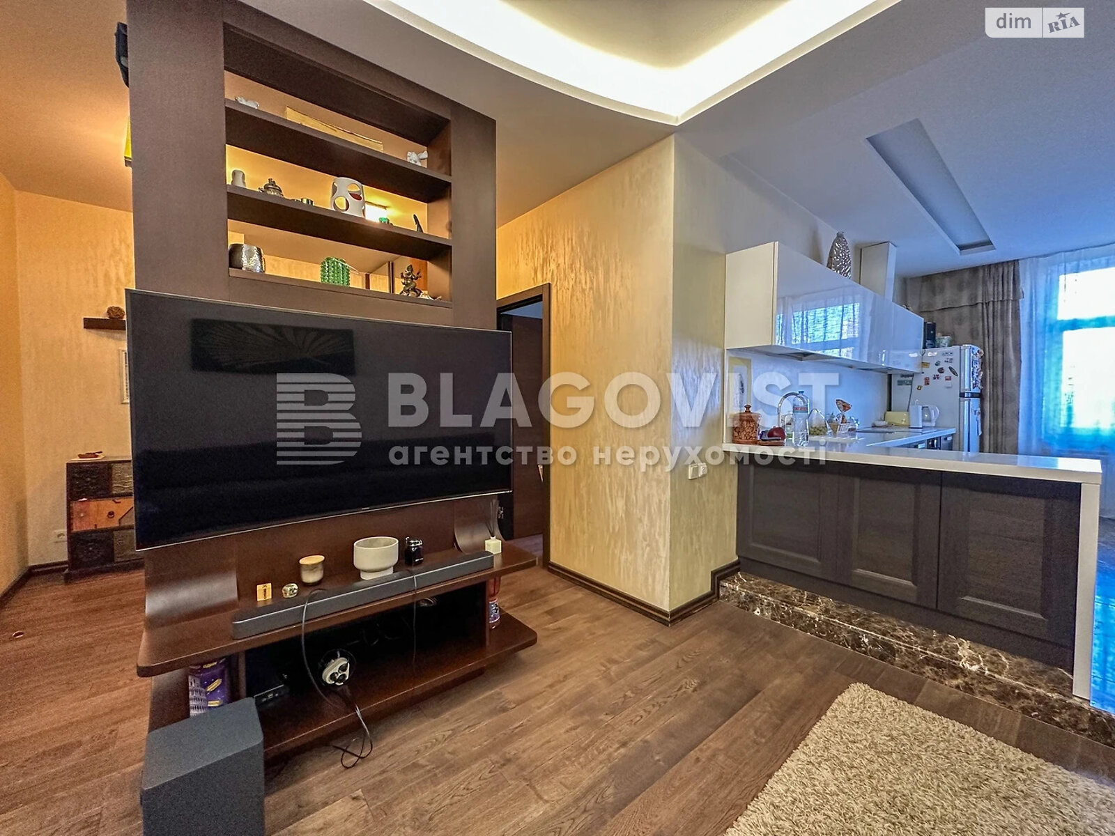 Продаж трикімнатної квартири в Києві, на вул. Мокра 16, район Солом'янка фото 1 Продаж трикімнатної квартири в Києві, на вул. Мокра 16, район Солом'янка фото 1