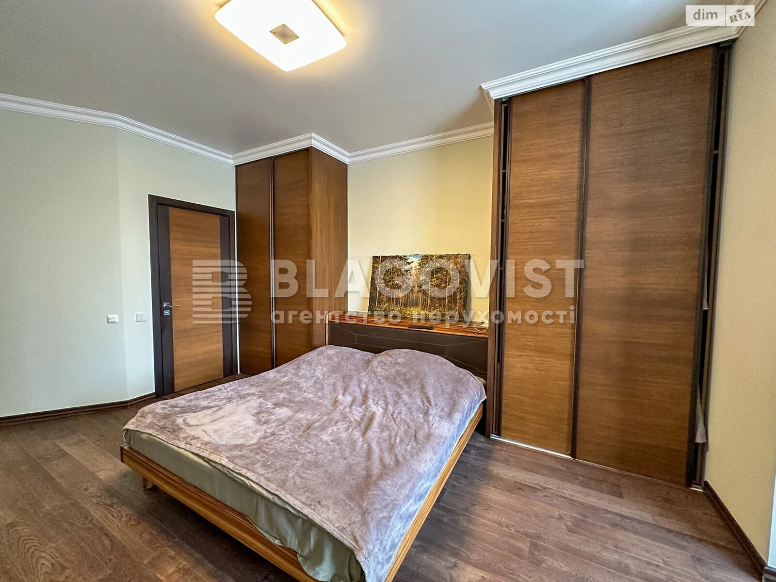 Продаж трикімнатної квартири в Києві, на вул. Мокра 16, район Солом'янка фото 1 Продаж трикімнатної квартири в Києві, на вул. Мокра 16, район Солом'янка фото 1