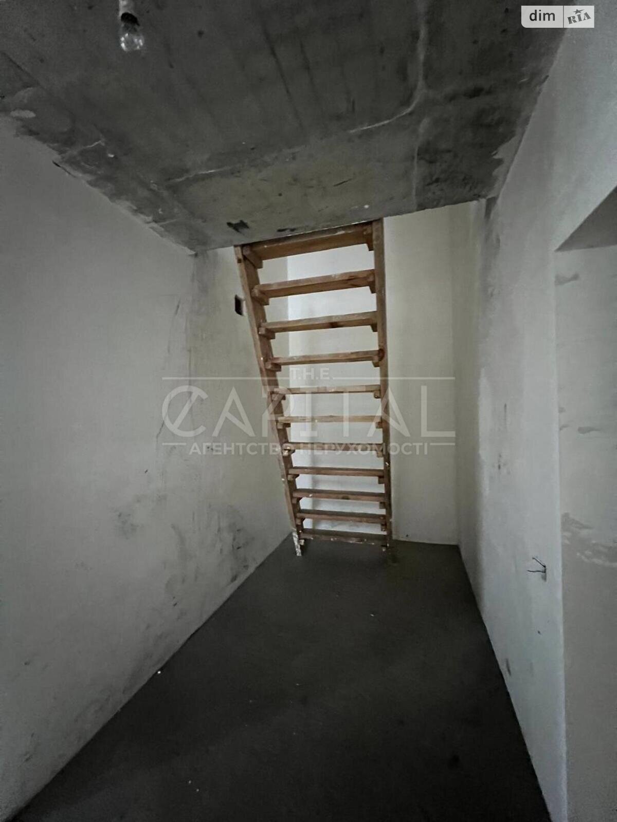 Продажа пятикомнатной квартиры в Киеве, на ул. Мокрая 8, район Соломянка фото 1 Продажа пятикомнатной квартиры в Киеве, на ул. Мокрая 8, район Соломянка фото 1