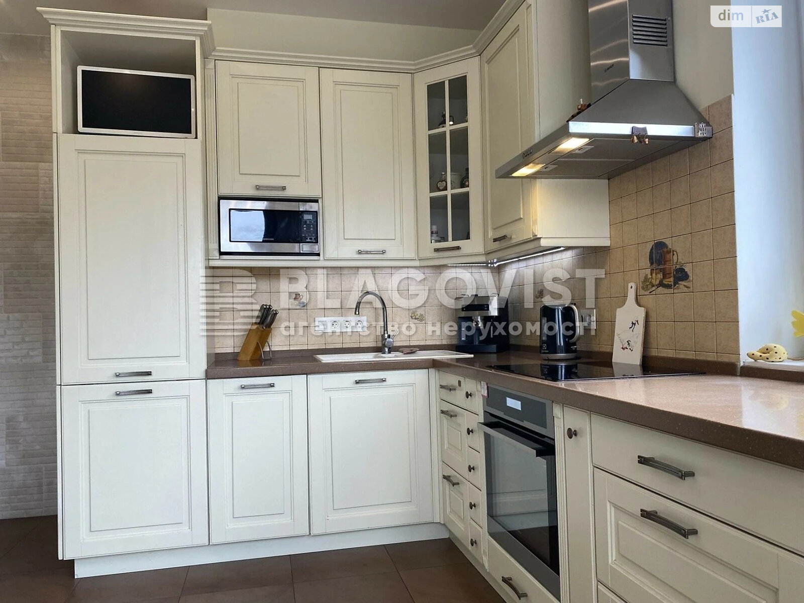 Продажа двухкомнатной квартиры в Киеве, на ул. Мокрая 18, район Соломянка фото 1