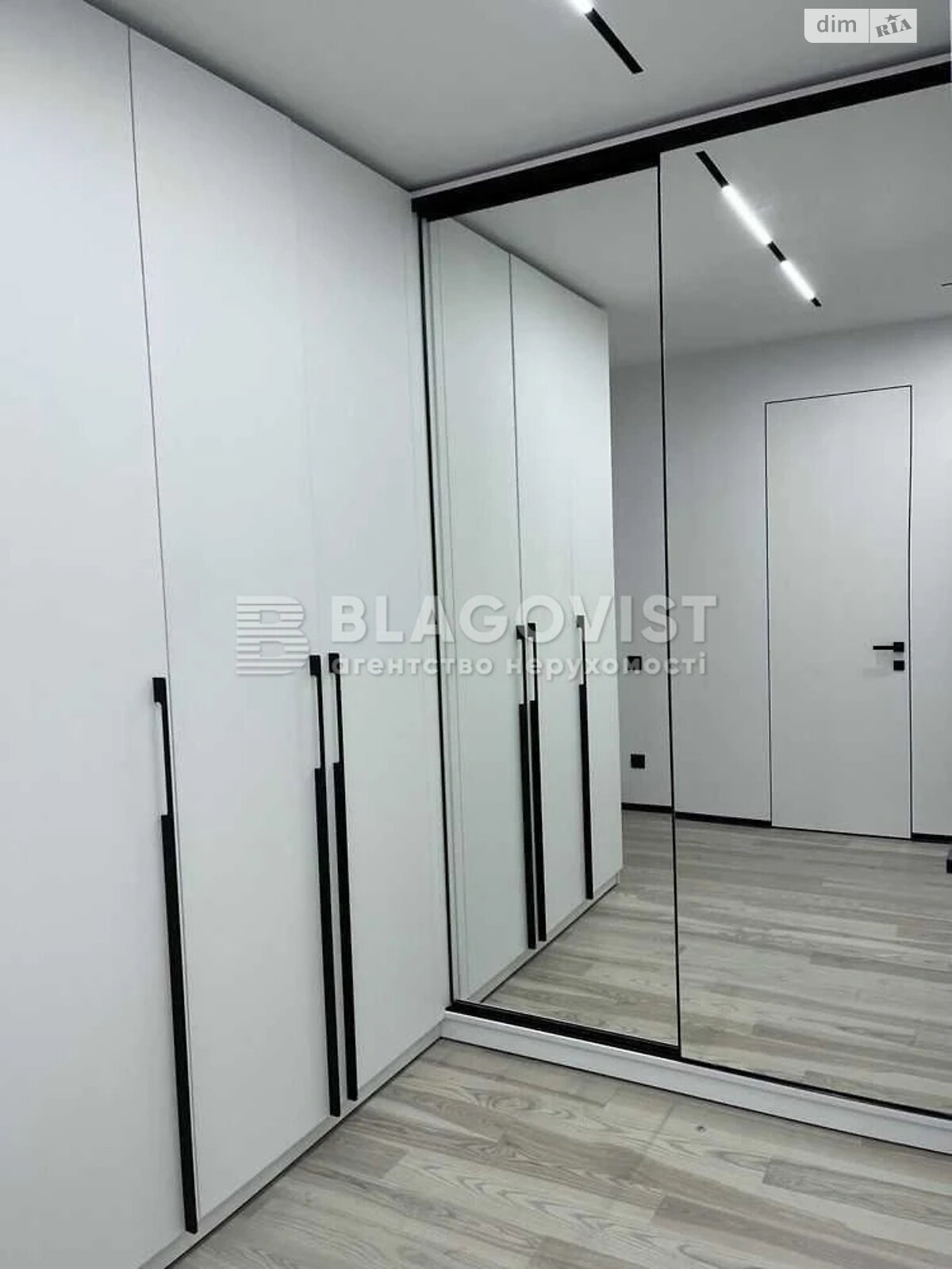 Продаж однокімнатної квартири в Києві, на вул. Мокра 8, район Солом'янка фото 1