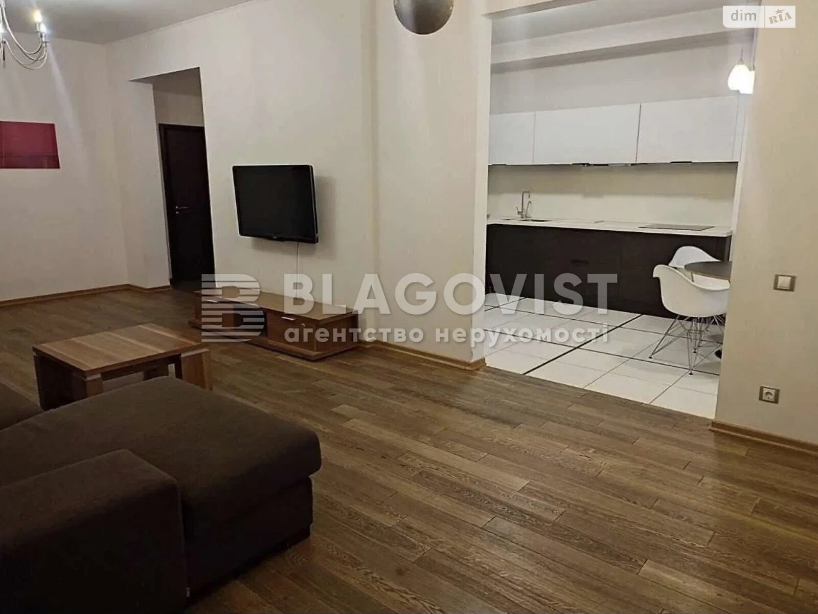 Продажа четырехкомнатной квартиры в Киеве, на ул. Мокрая 16, район Соломянка фото 1 Продажа четырехкомнатной квартиры в Киеве, на ул. Мокрая 16, район Соломянка фото 1