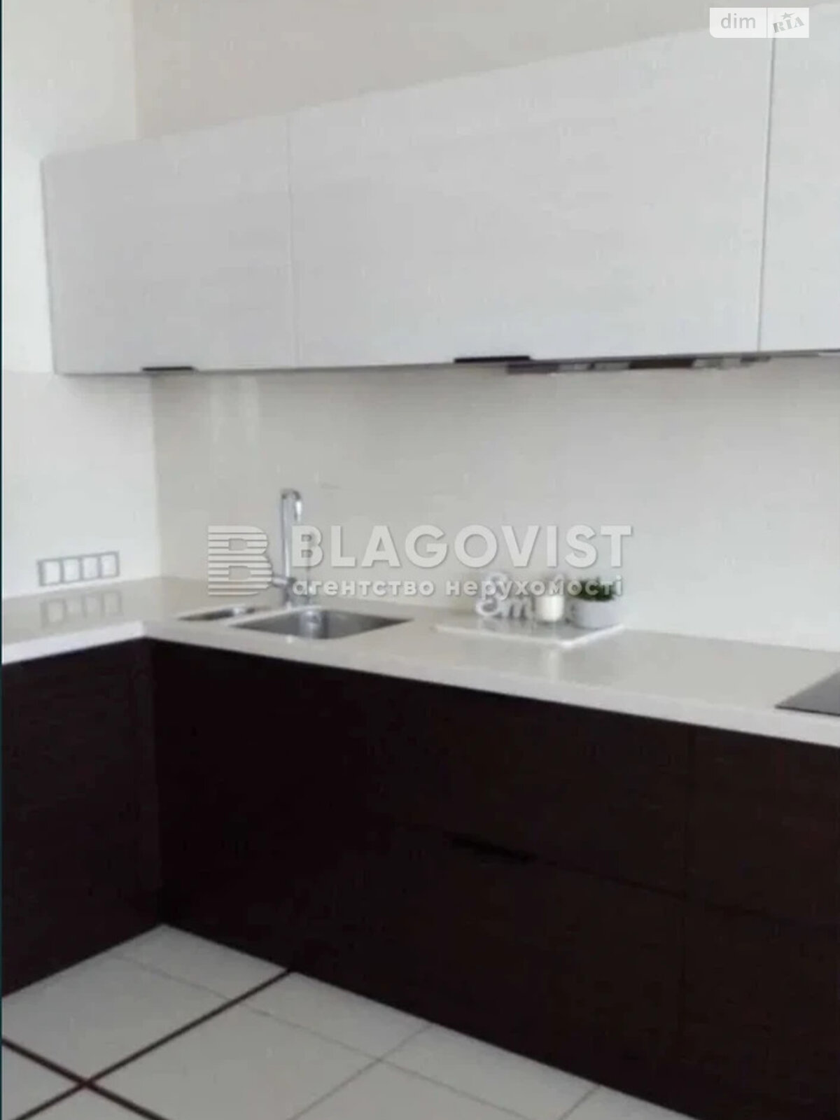 Продажа четырехкомнатной квартиры в Киеве, на ул. Мокрая 16, район Соломянка фото 1 Продажа четырехкомнатной квартиры в Киеве, на ул. Мокрая 16, район Соломянка фото 1