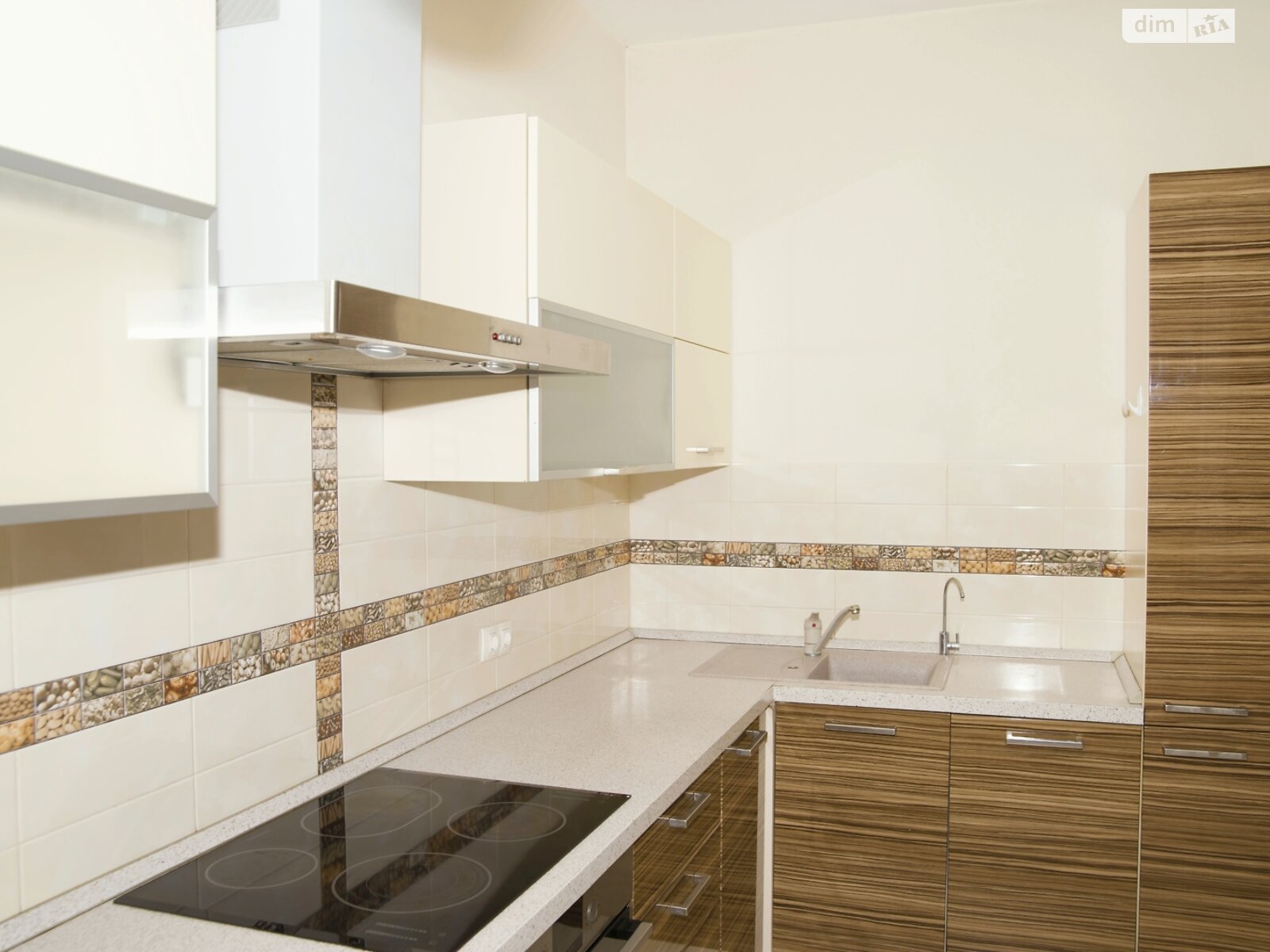 Продаж двокімнатної квартири в Києві, на вул. Мокра 20Г, район Солом'янка фото 1 Продаж двокімнатної квартири в Києві, на вул. Мокра 20Г, район Солом'янка фото 1