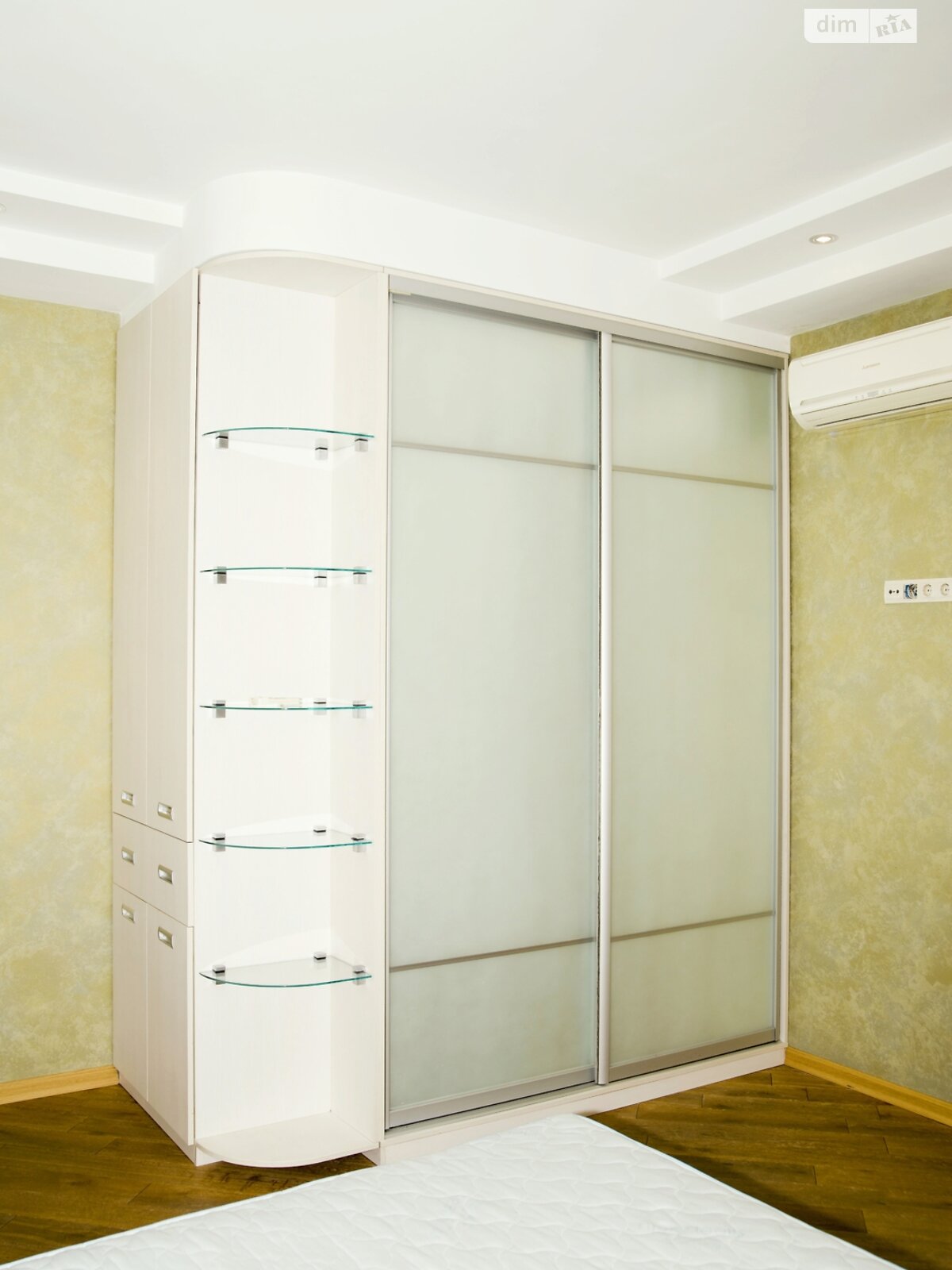 Продаж двокімнатної квартири в Києві, на вул. Мокра 20Г, район Солом'янка фото 1 Продаж двокімнатної квартири в Києві, на вул. Мокра 20Г, район Солом'янка фото 1