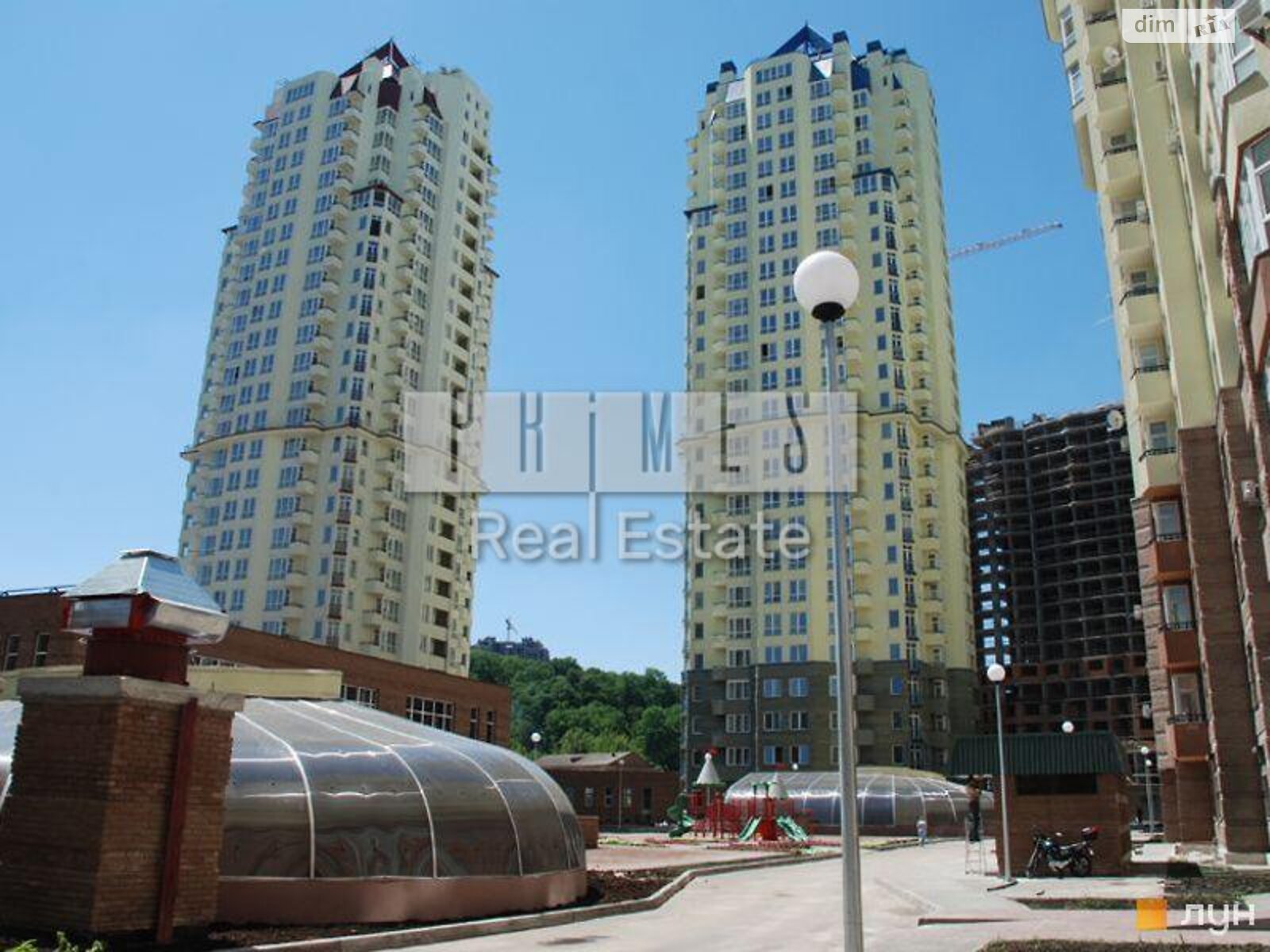 Продаж двокімнатної квартири в Києві, на вул. Мокра 18, район Солом'янка фото 1