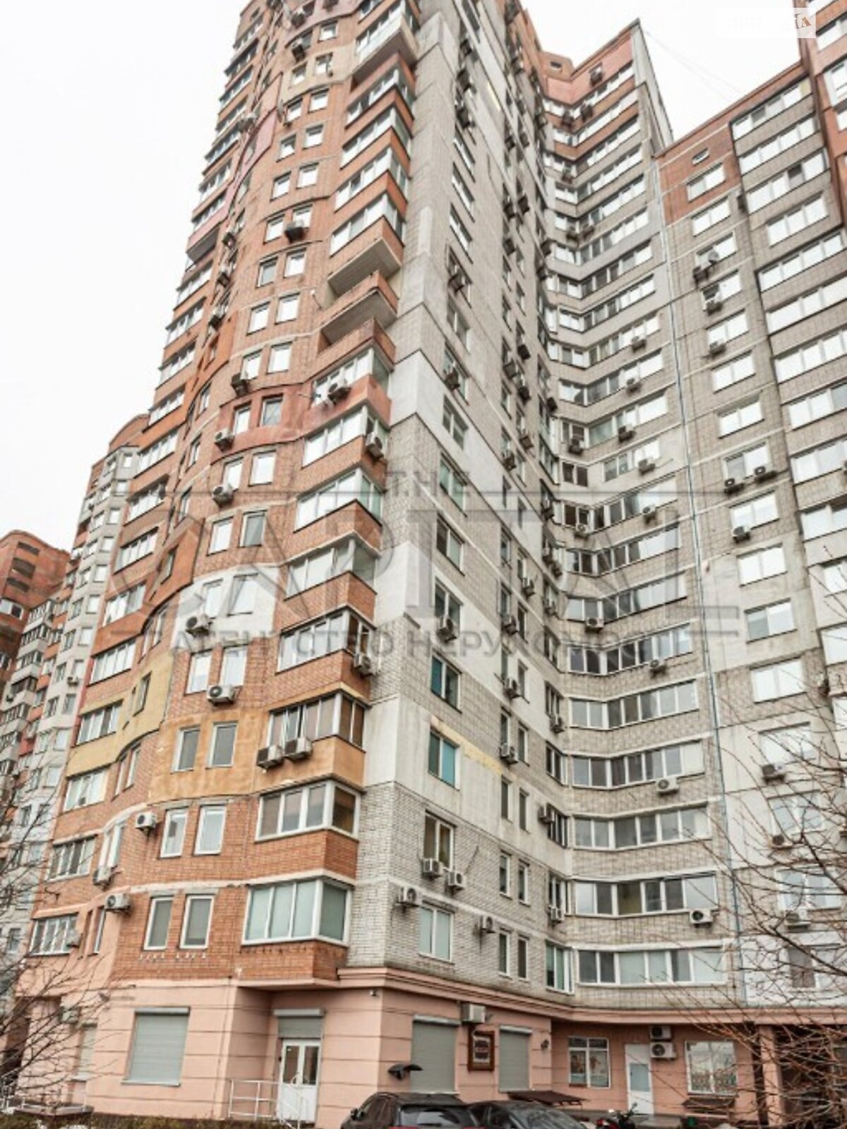 Продаж трикімнатної квартири в Києві, на вул. Миколи Амосова, район Солом'янка фото 1 Продаж трикімнатної квартири в Києві, на вул. Миколи Амосова, район Солом'янка фото 1