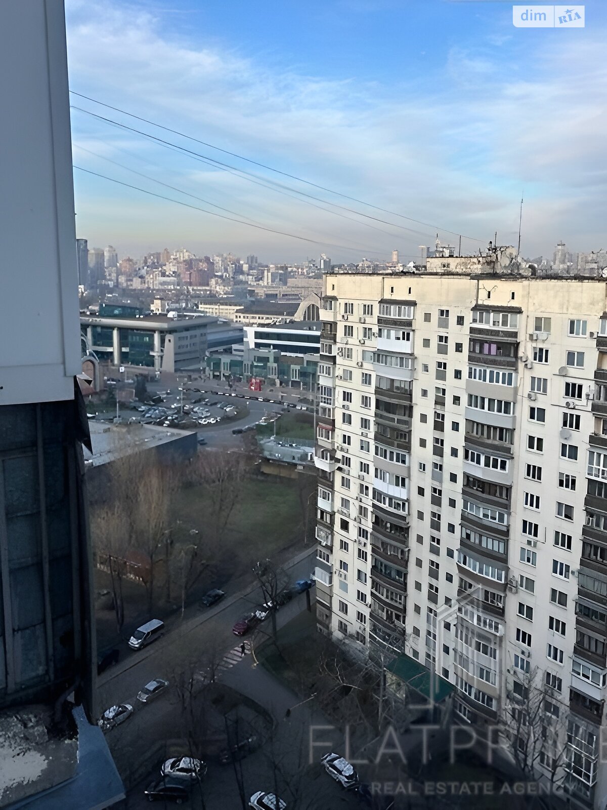 Продажа трехкомнатной квартиры в Киеве, на ул. Николая Скрыпника 9, район Соломянка фото 1 Продажа трехкомнатной квартиры в Киеве, на ул. Николая Скрыпника 9, район Соломянка фото 1