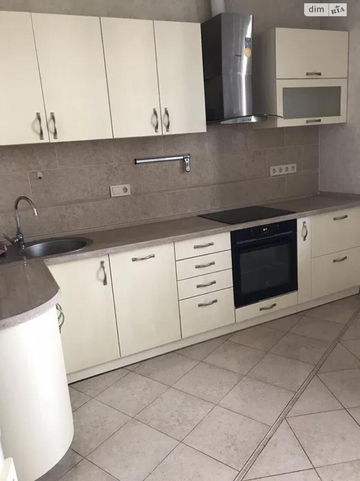 Продажа двухкомнатной квартиры в Киеве, на ул. Патриарха Мстислава Скрипника 40, район Соломянка фото 1 Продажа двухкомнатной квартиры в Киеве, на ул. Патриарха Мстислава Скрипника 40, район Соломянка фото 1