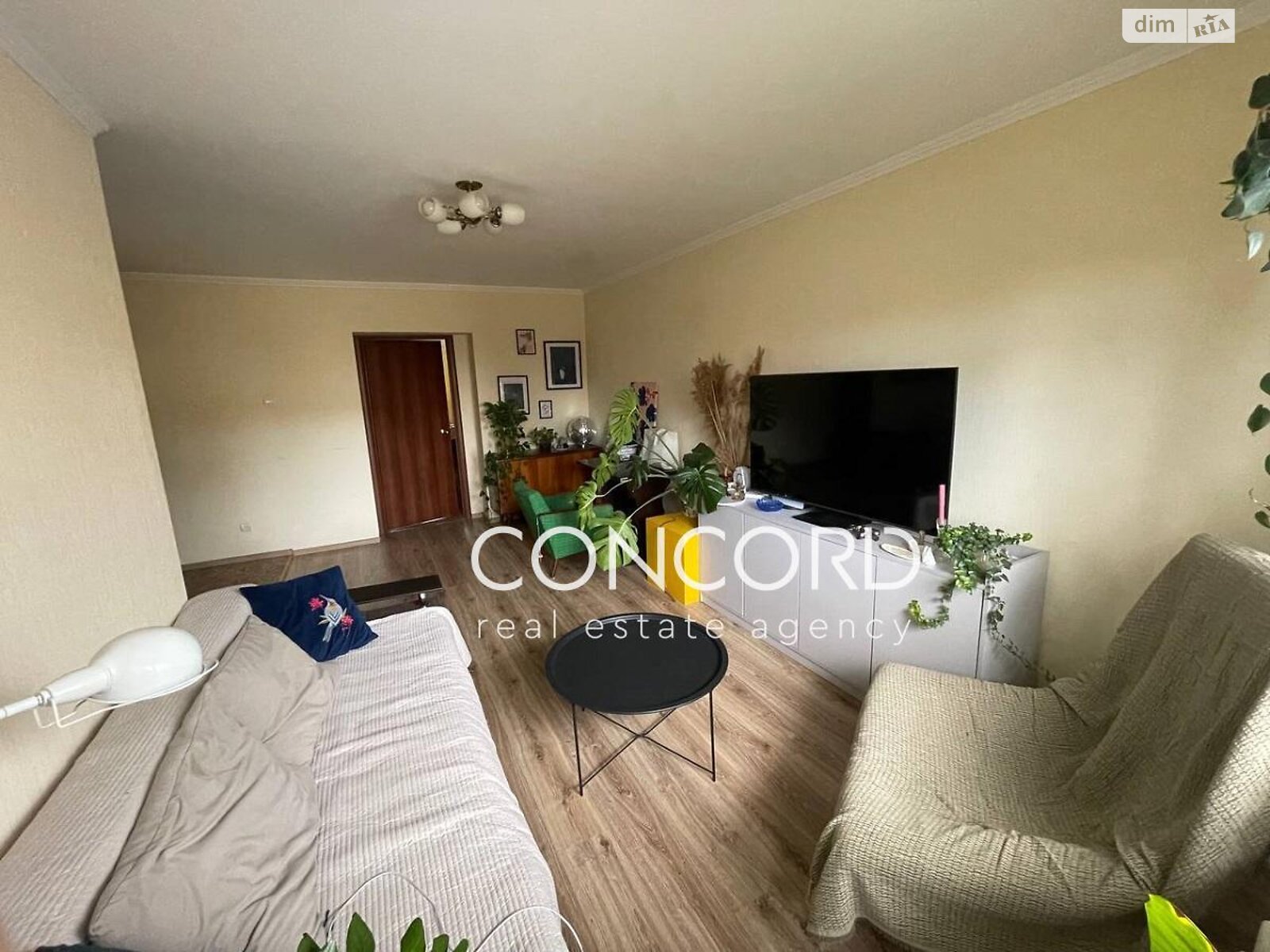 Продажа двухкомнатной квартиры в Киеве, на ул. Преображенская 39/8, район Соломянка фото 1