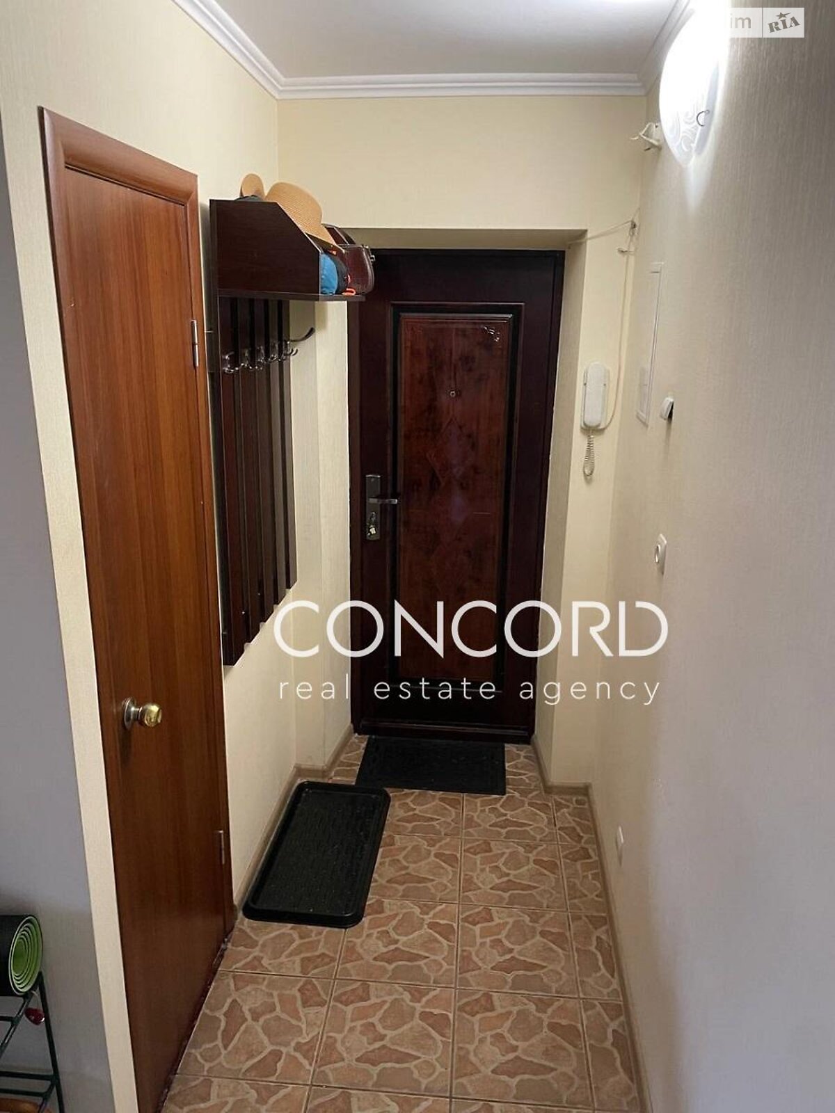 Продажа двухкомнатной квартиры в Киеве, на ул. Преображенская 39/8, район Соломянка фото 1