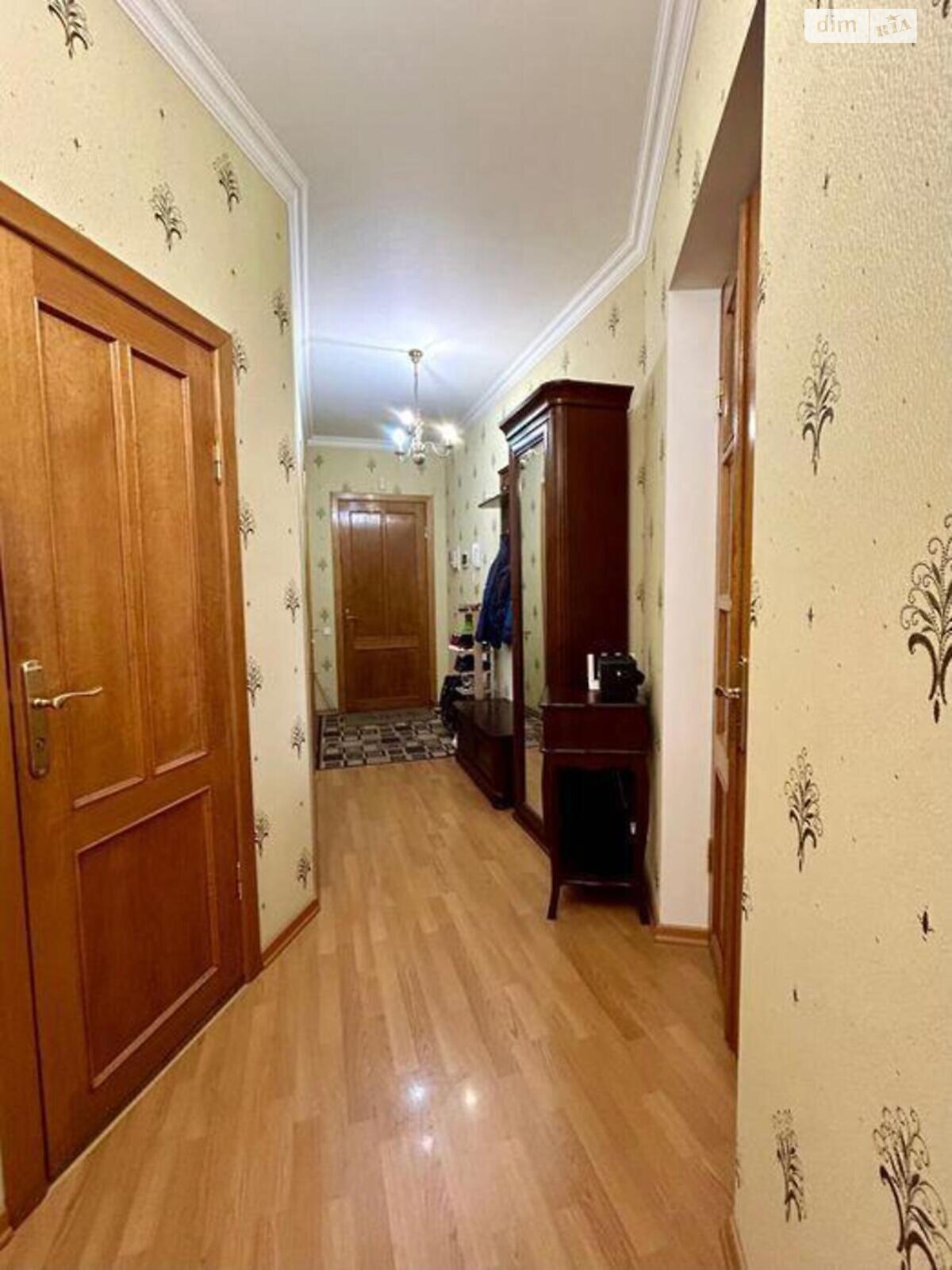 Продаж трикімнатної квартири в Києві, на вул. Шовкуненка 8/20, район Солом'янка фото 1 Продаж трикімнатної квартири в Києві, на вул. Шовкуненка 8/20, район Солом'янка фото 1