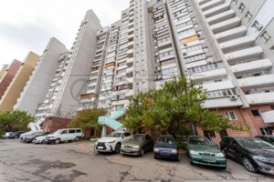 Продаж трикімнатної квартири в Києві, на вул. Стадіонна 6А, район Солом'янка фото 2