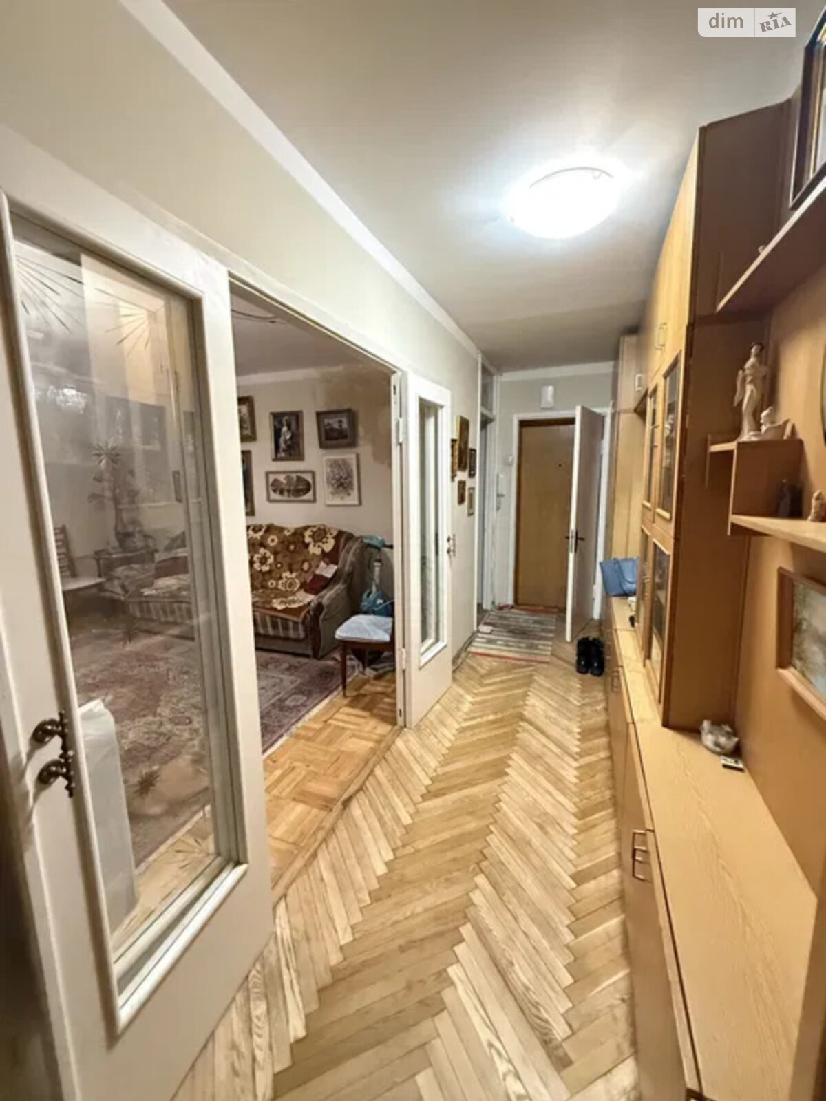 Продажа трехкомнатной квартиры в Киеве, на ул. Стадионная 13, район Соломянка фото 1 Продажа трехкомнатной квартиры в Киеве, на ул. Стадионная 13, район Соломянка фото 1