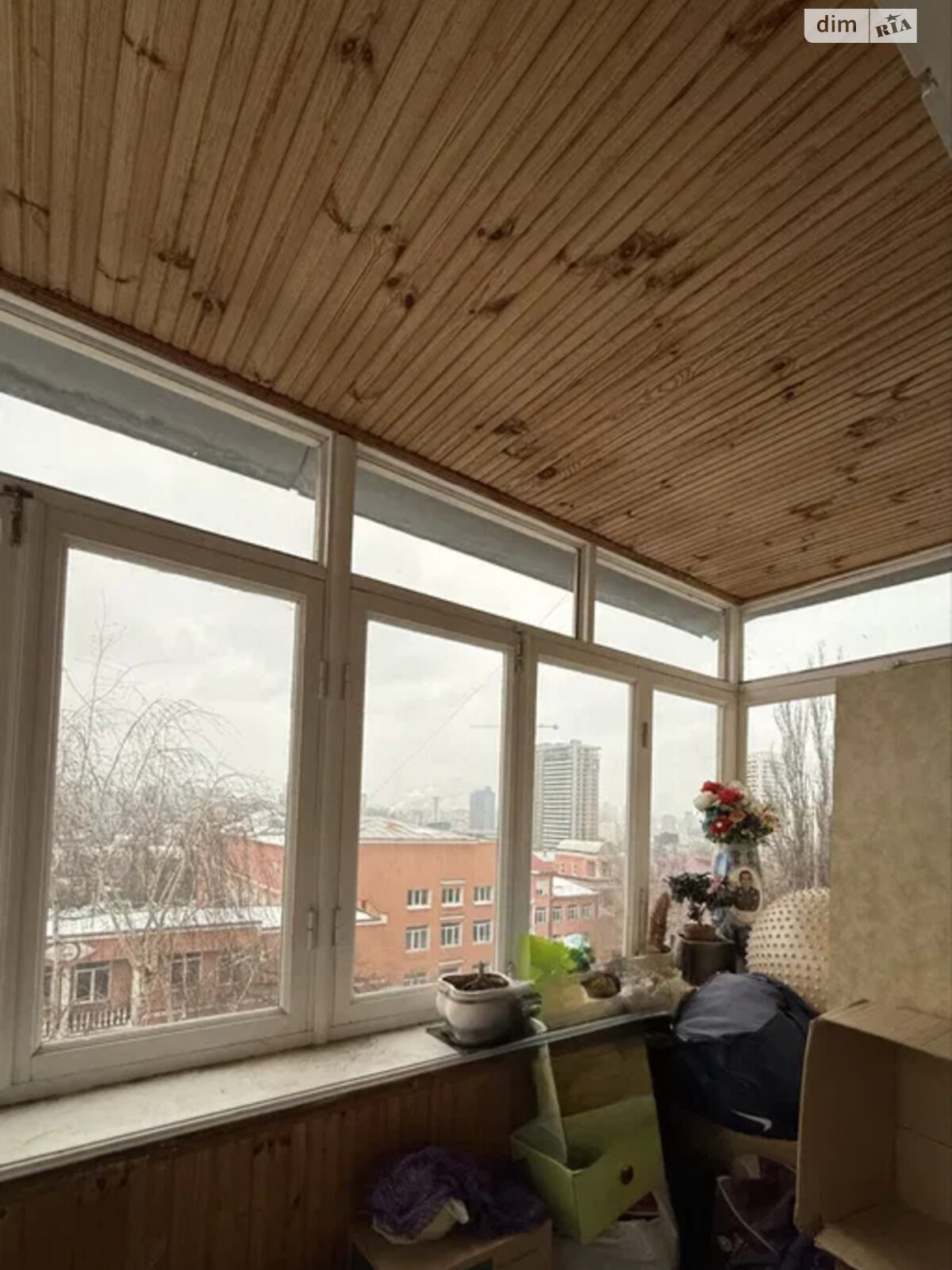 Продажа трехкомнатной квартиры в Киеве, на ул. Стадионная 13, район Соломянка фото 1 Продажа трехкомнатной квартиры в Киеве, на ул. Стадионная 13, район Соломянка фото 1