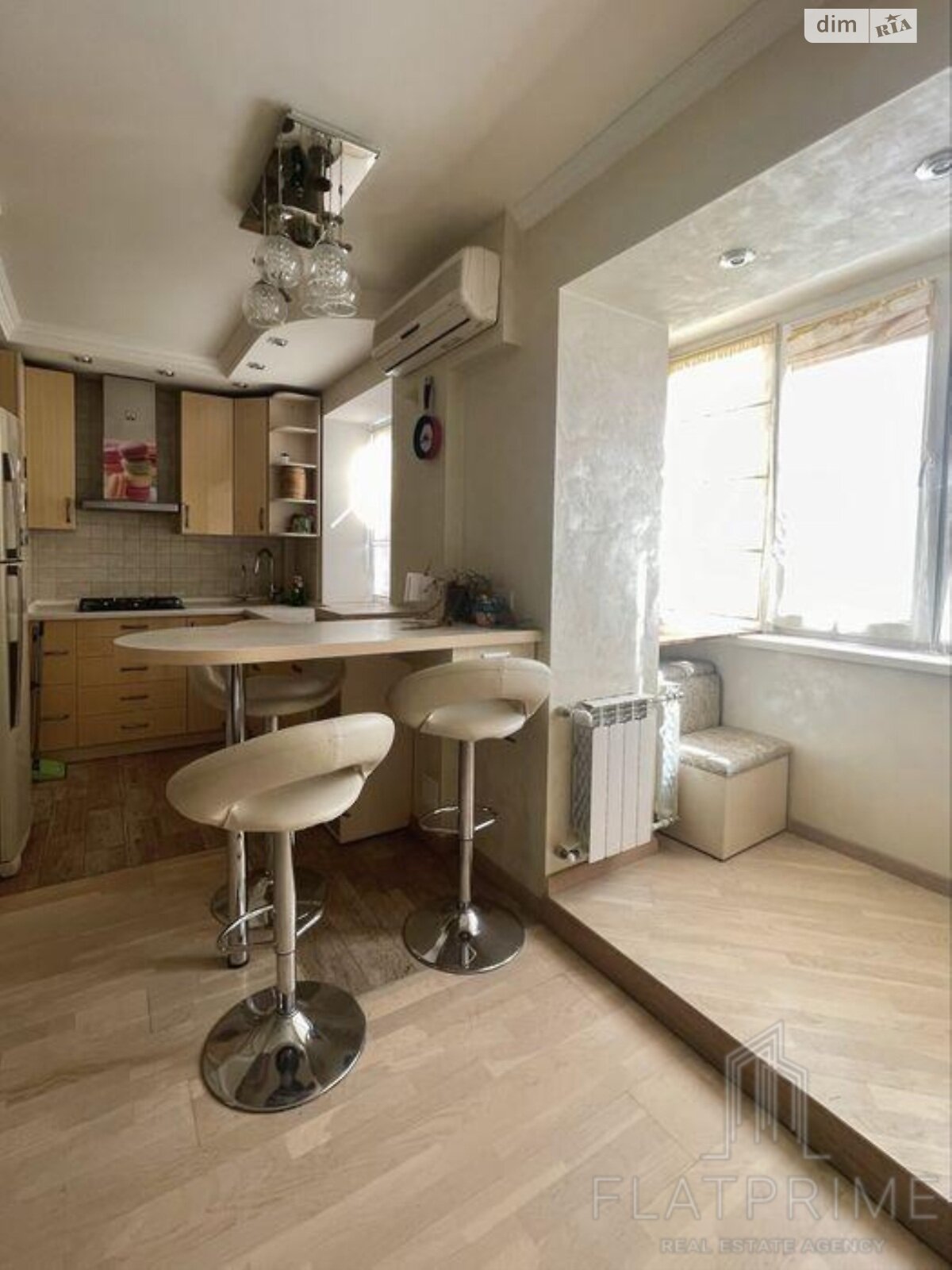 Продажа двухкомнатной квартиры в Киеве, на ул. Тополевая 5, район Соломянка фото 1 Продажа двухкомнатной квартиры в Киеве, на ул. Тополевая 5, район Соломянка фото 1