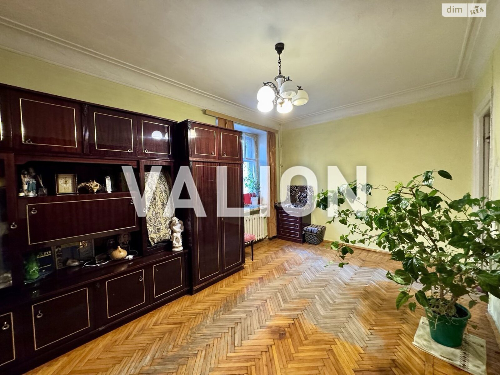 Продаж трикімнатної квартири в Києві, на просп. Повітряних Сил 23/26, район Солом'янка фото 1 Продаж трикімнатної квартири в Києві, на просп. Повітряних Сил 23/26, район Солом'янка фото 1