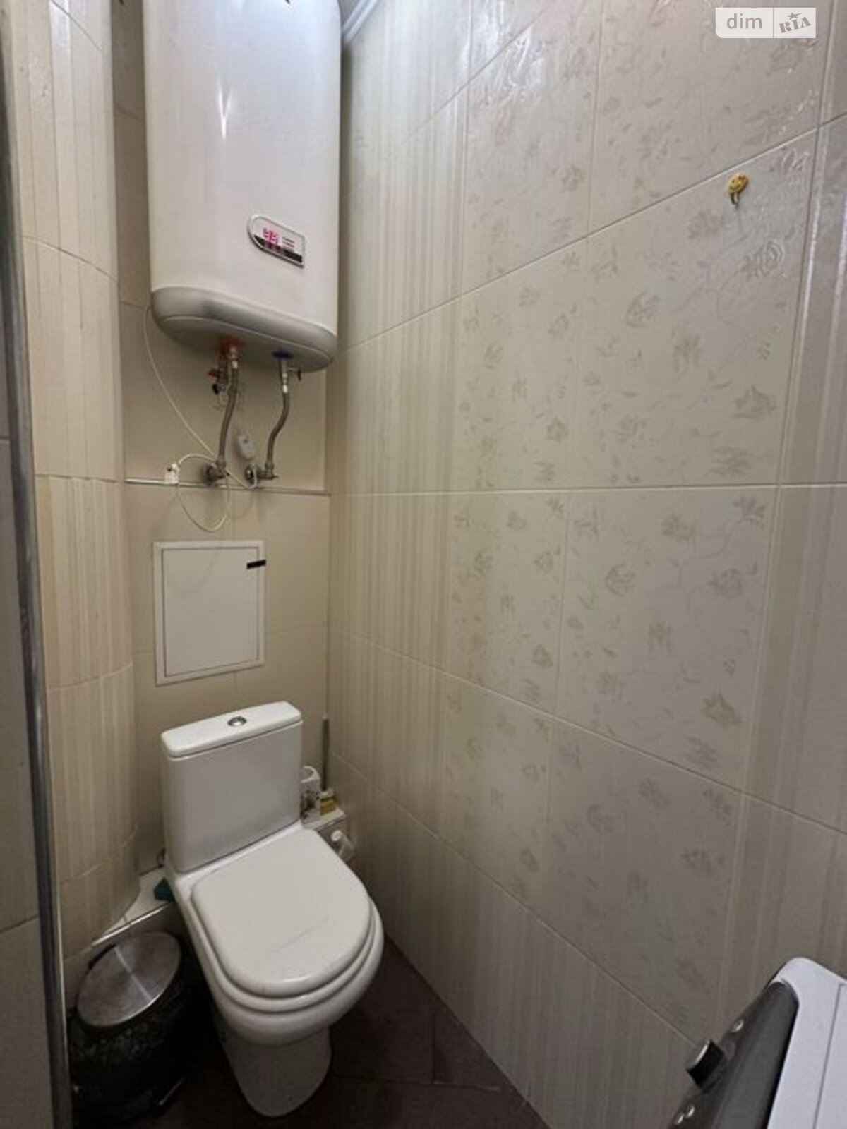 Продажа трехкомнатной квартиры в Киеве, на просп. Воздушных Сил 25, район Соломянка фото 1