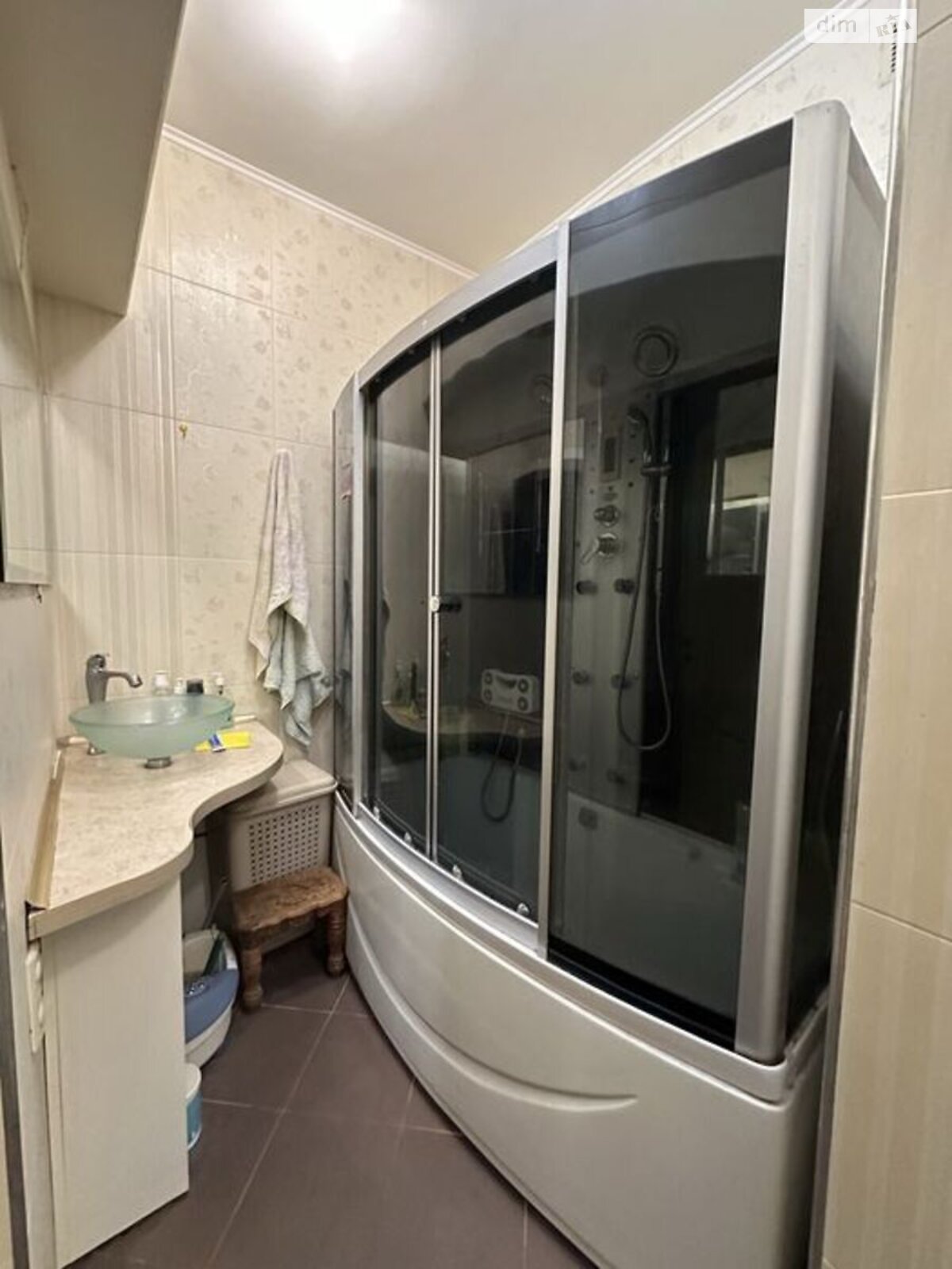 Продажа трехкомнатной квартиры в Киеве, на просп. Воздушных Сил 25, район Соломянка фото 1