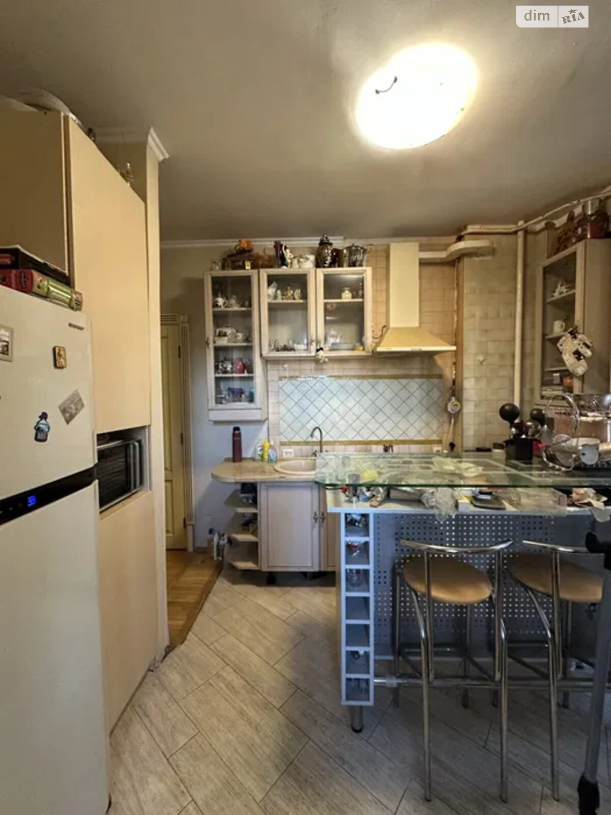 Продажа трехкомнатной квартиры в Киеве, на просп. Воздушных Сил 25, район Соломянка фото 1