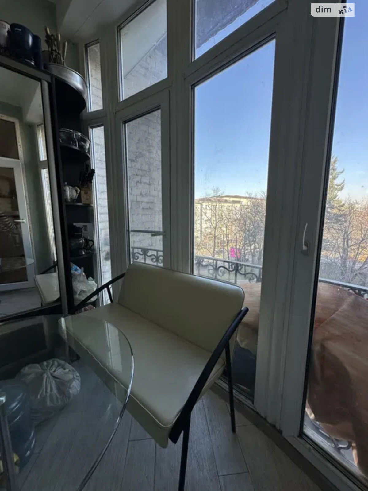 Продажа трехкомнатной квартиры в Киеве, на просп. Воздушных Сил 25, район Соломянка фото 1