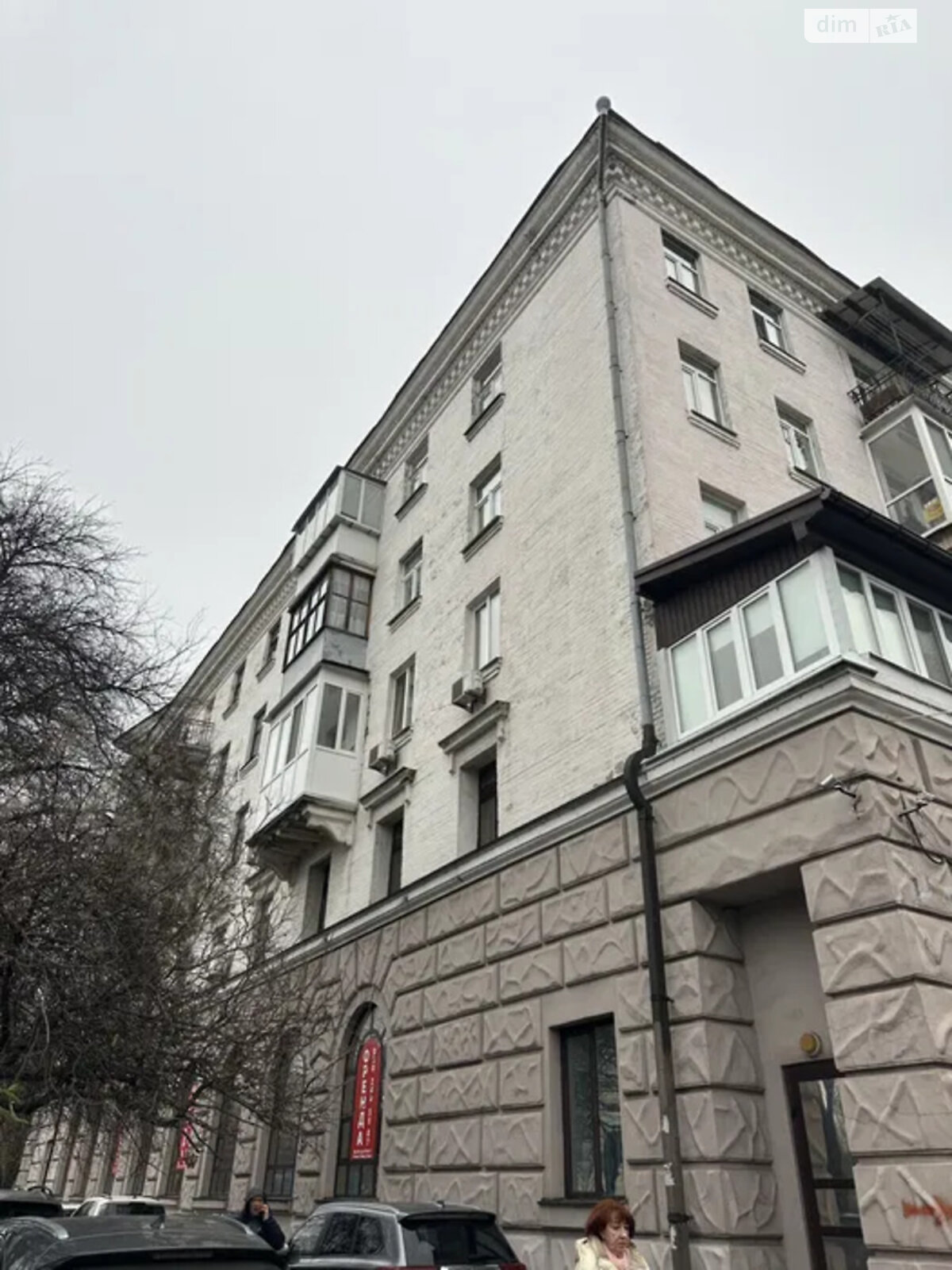 Продажа трехкомнатной квартиры в Киеве, на просп. Воздушных Сил 25, район Соломянка фото 1