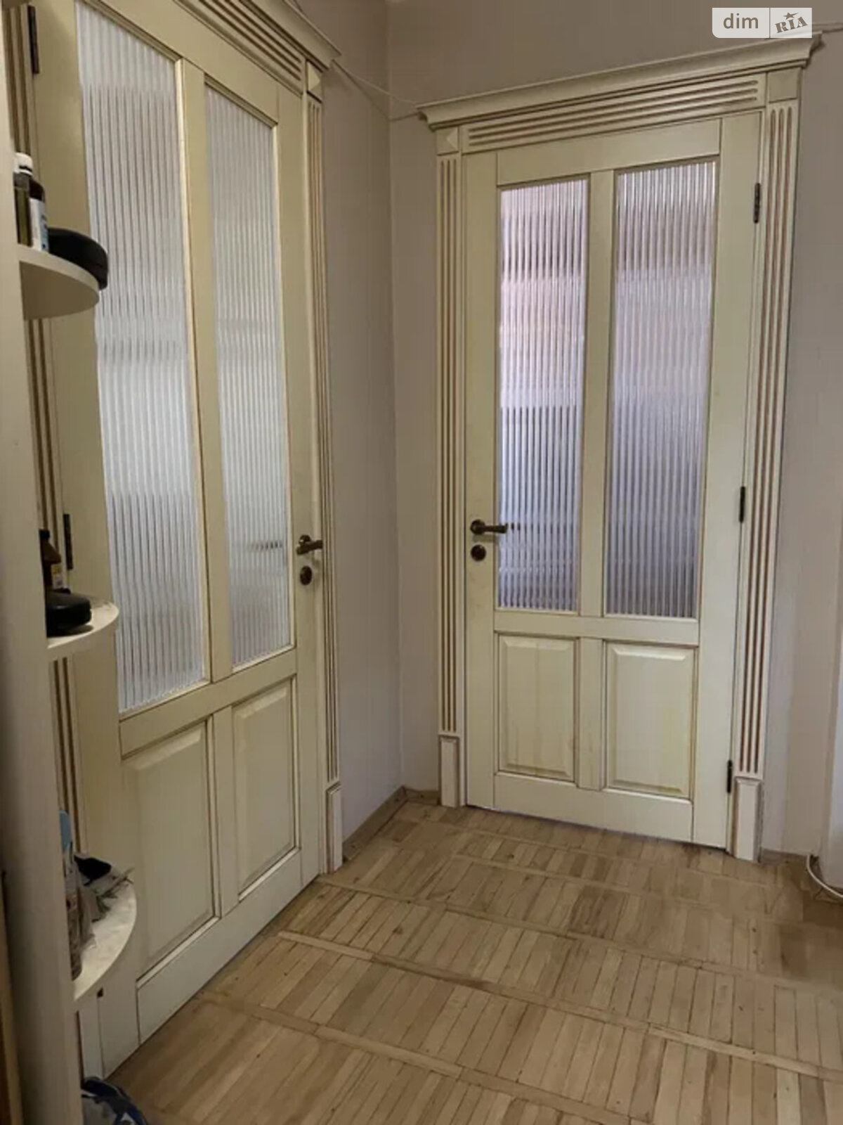 Продажа трехкомнатной квартиры в Киеве, на просп. Воздушных Сил 25, район Соломянка фото 1