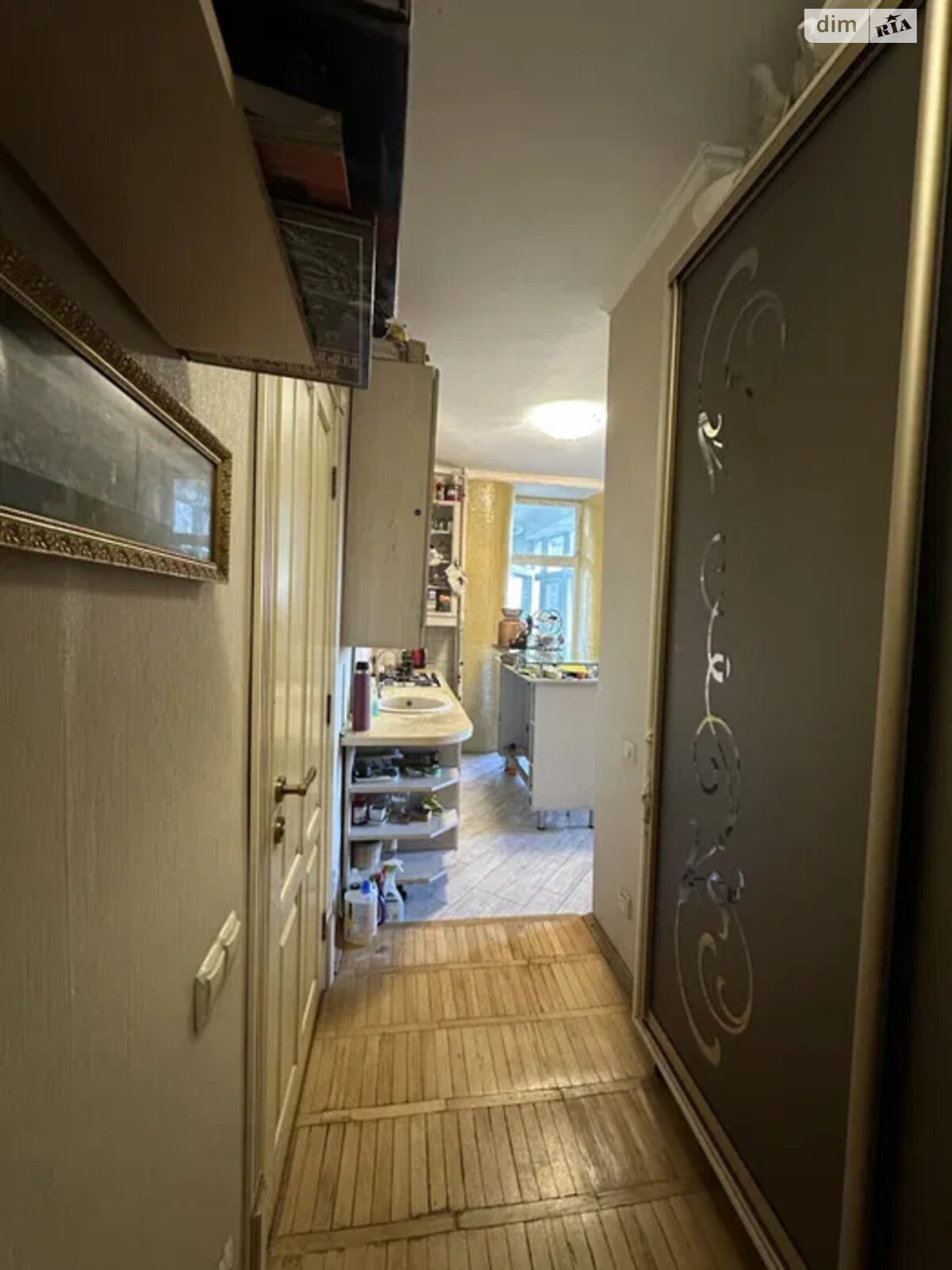 Продажа трехкомнатной квартиры в Киеве, на просп. Воздушных Сил 25, район Соломянка фото 1