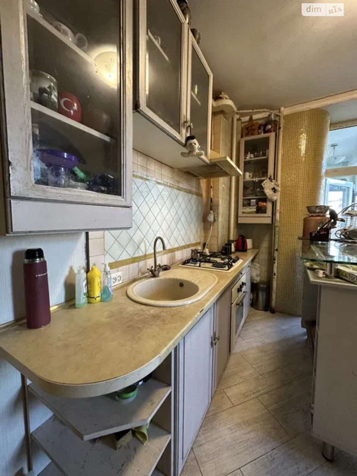 Продажа трехкомнатной квартиры в Киеве, на просп. Воздушных Сил 25, район Соломянка фото 1